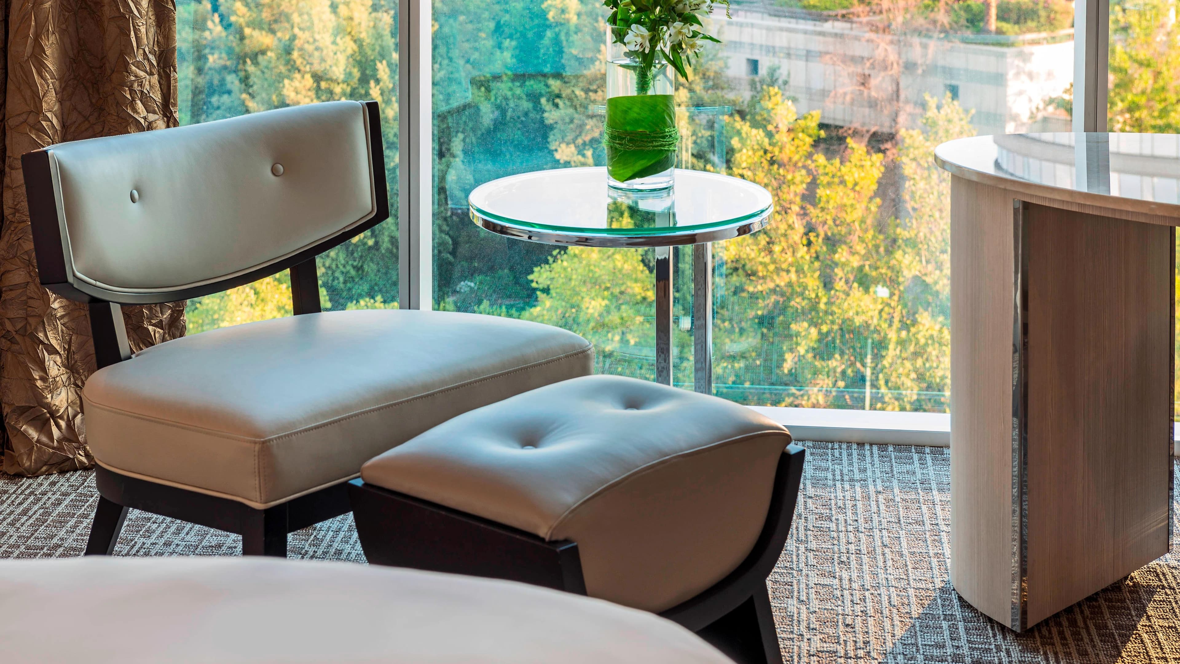 Renaissance Santiago Hotel - Image 5