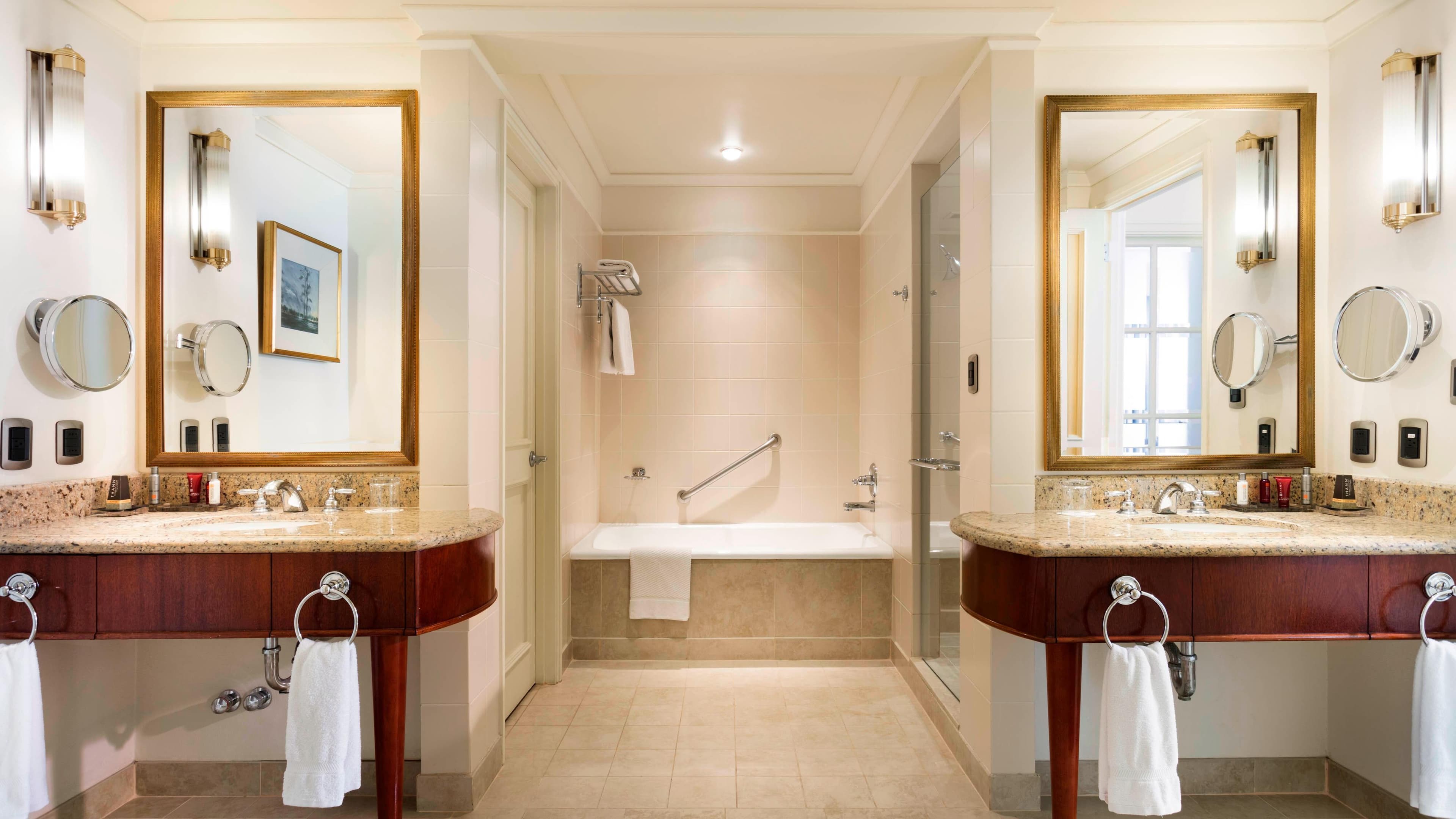 Santiago Marriott Hotel — 22