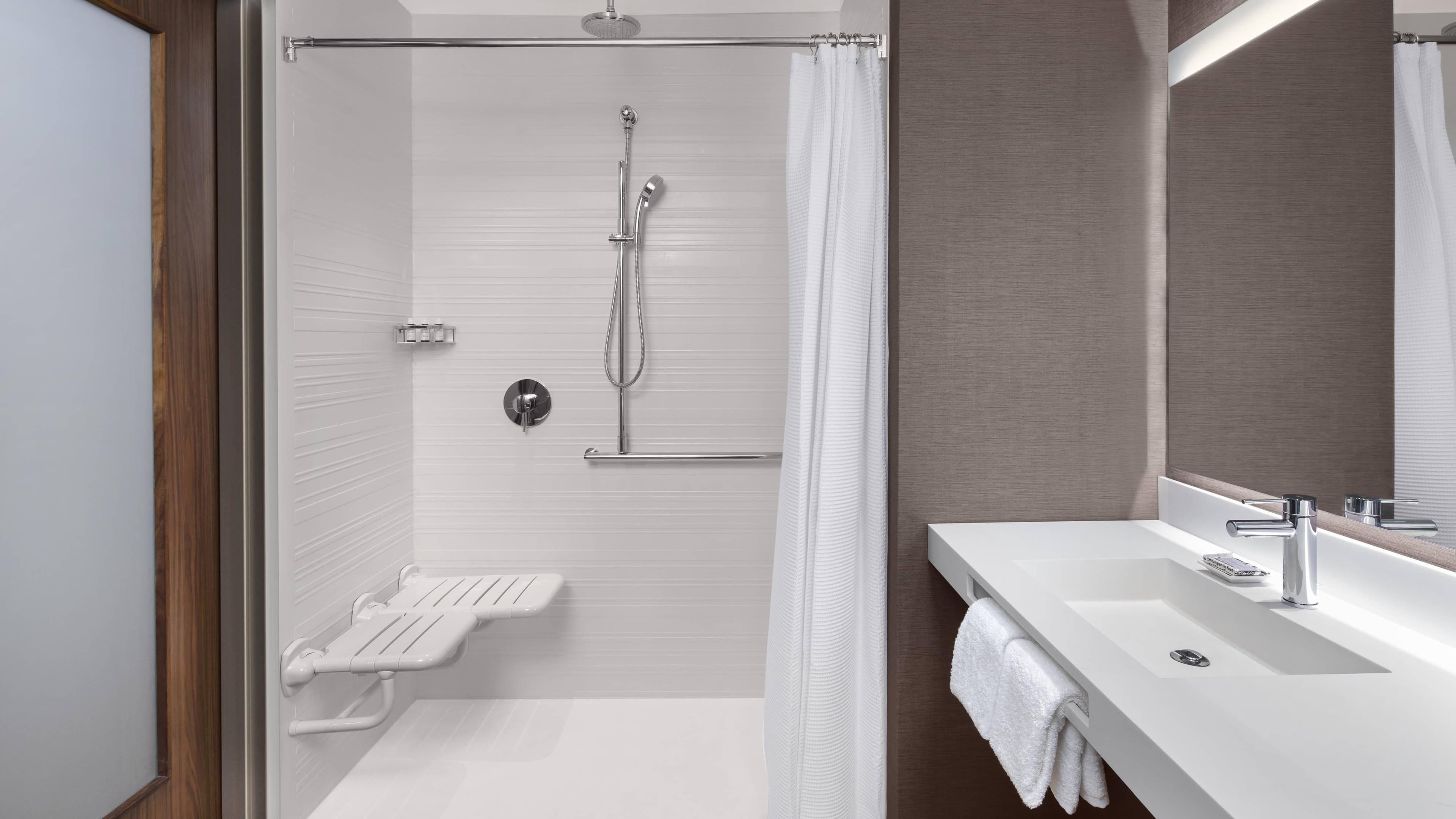 AC Hotel Louisville Downtown — 7