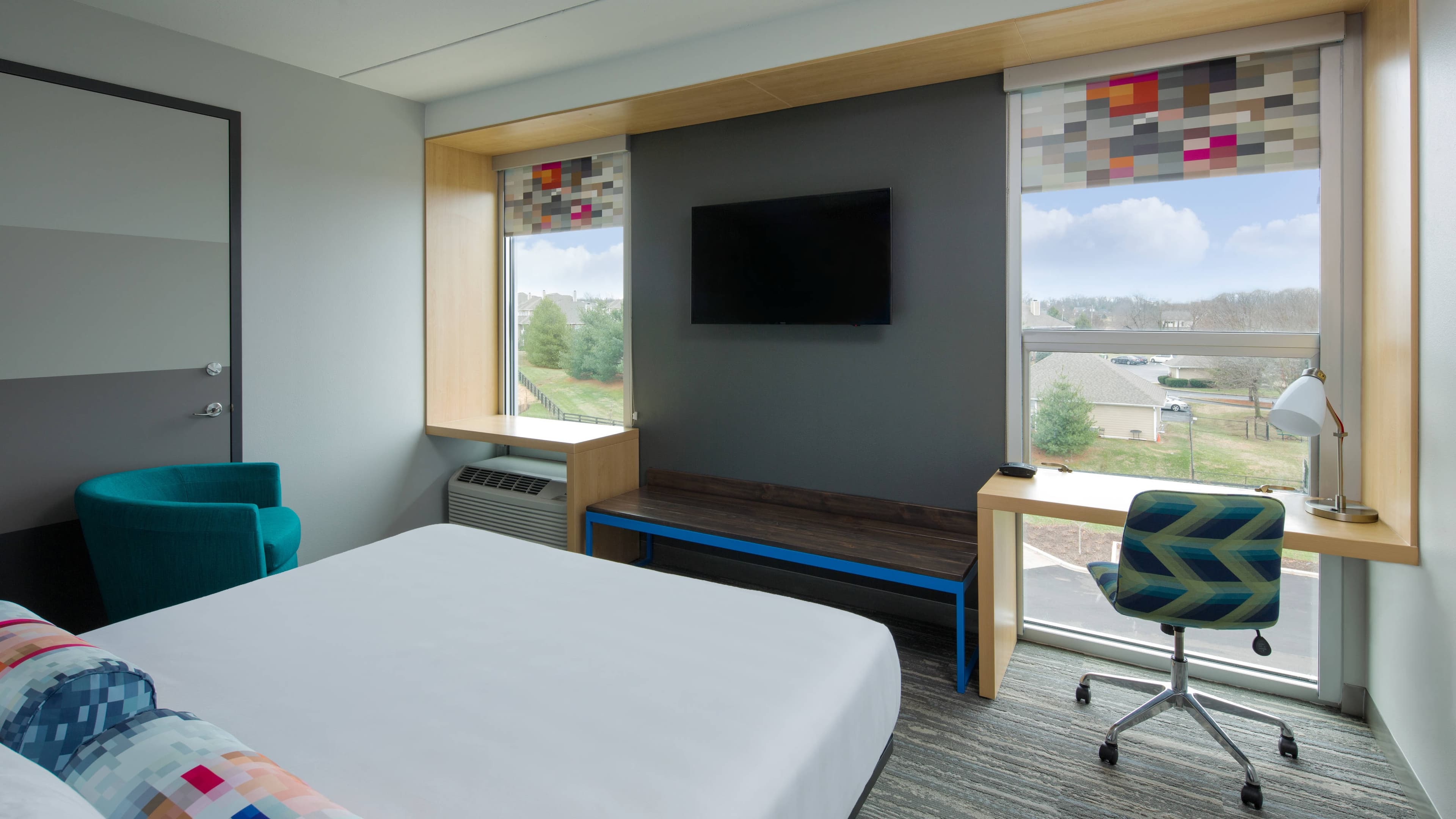 Aloft - Image 1