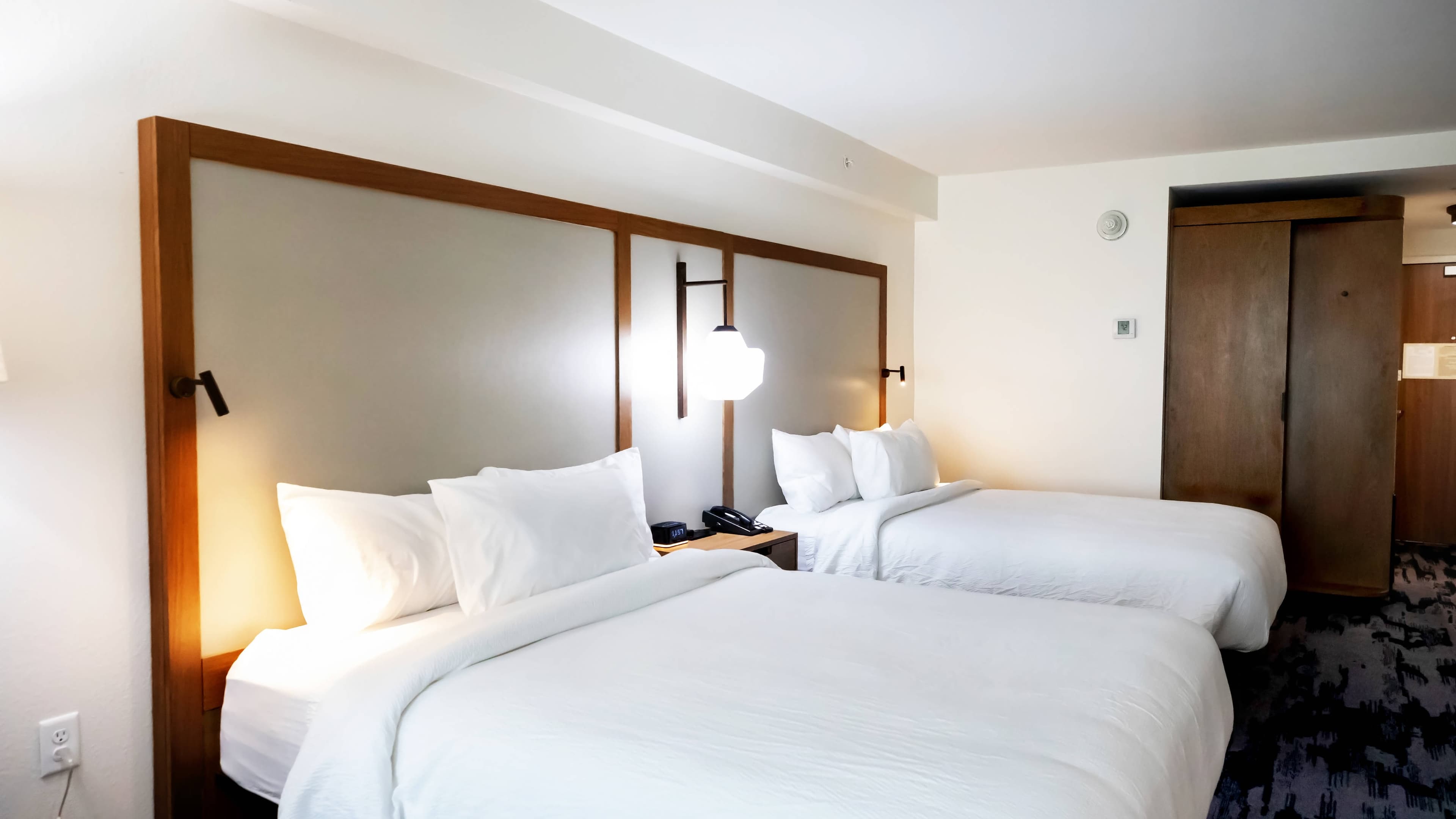 Fairfield Inn & Suites Louisville Airport — 7