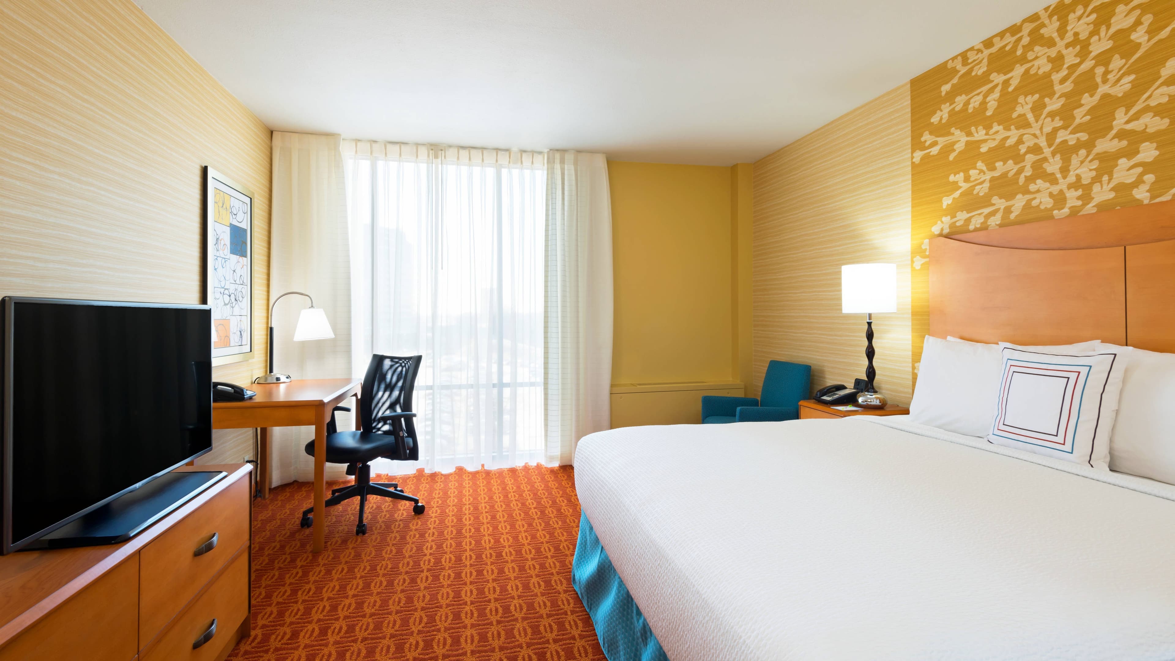 Fairfield Inn & Suites Louisville Downtown — 2