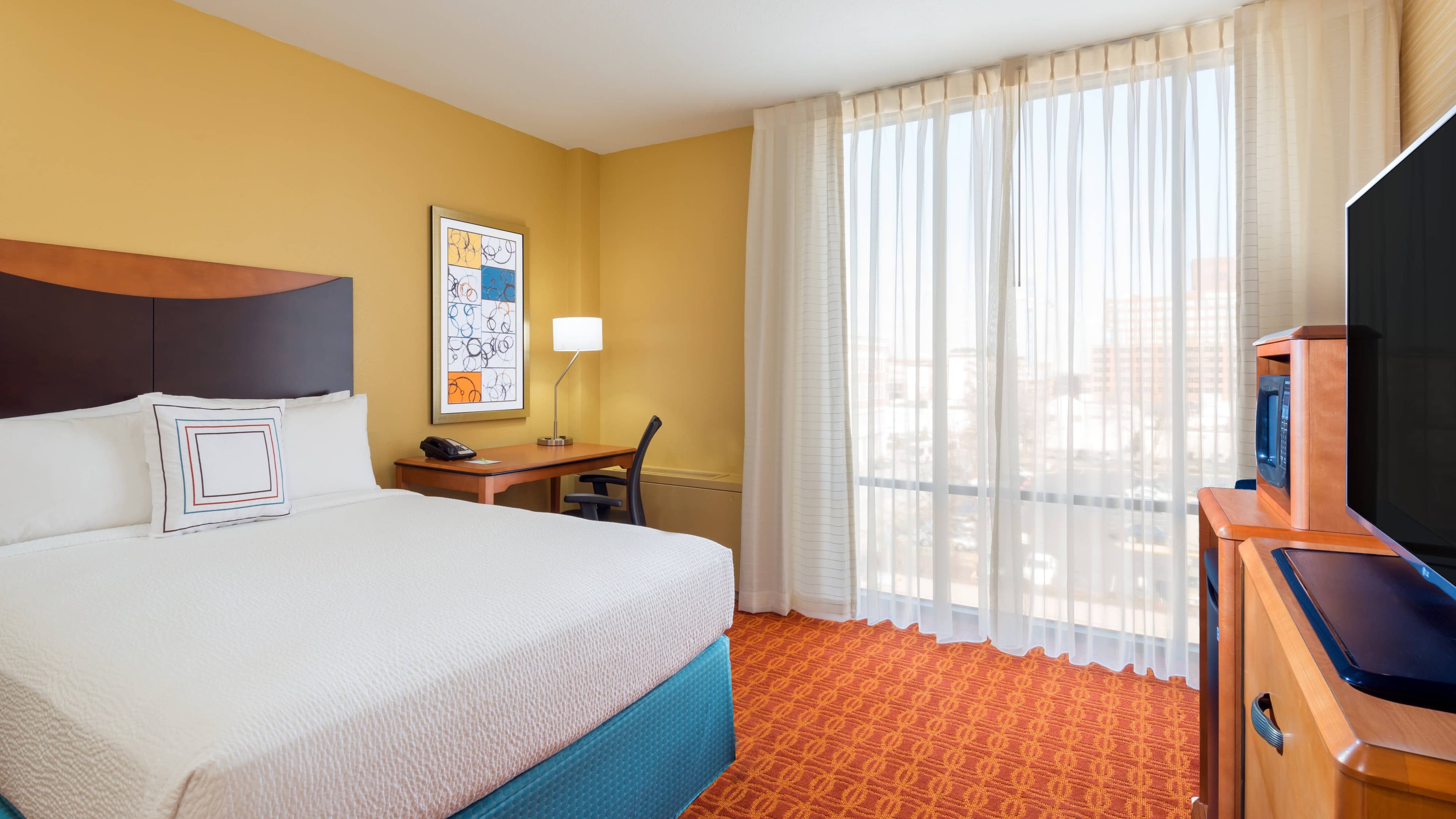Fairfield Inn & Suites Louisville Downtown — 7