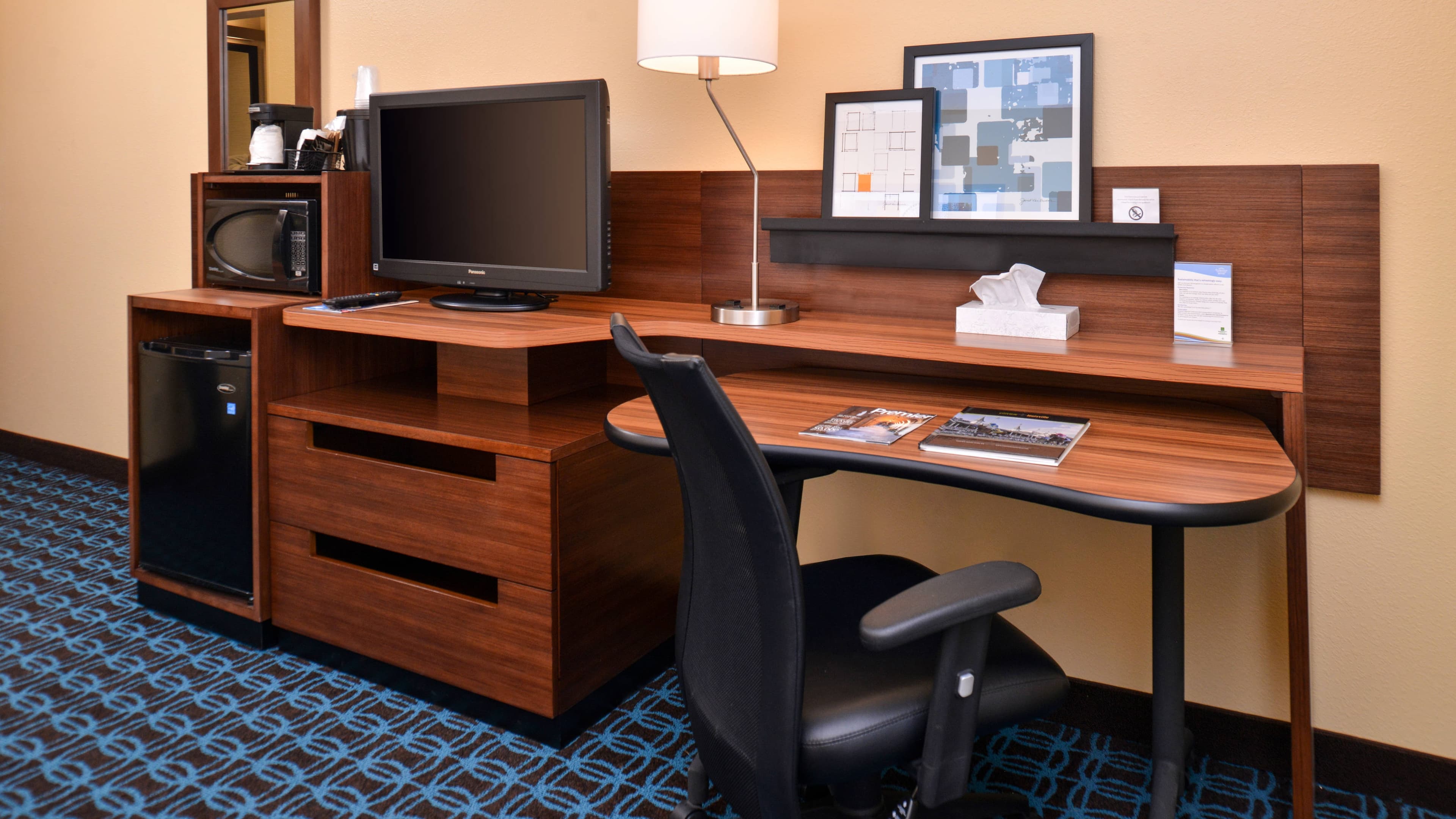 Fairfield Inn & Suites Louisville North - Image 3