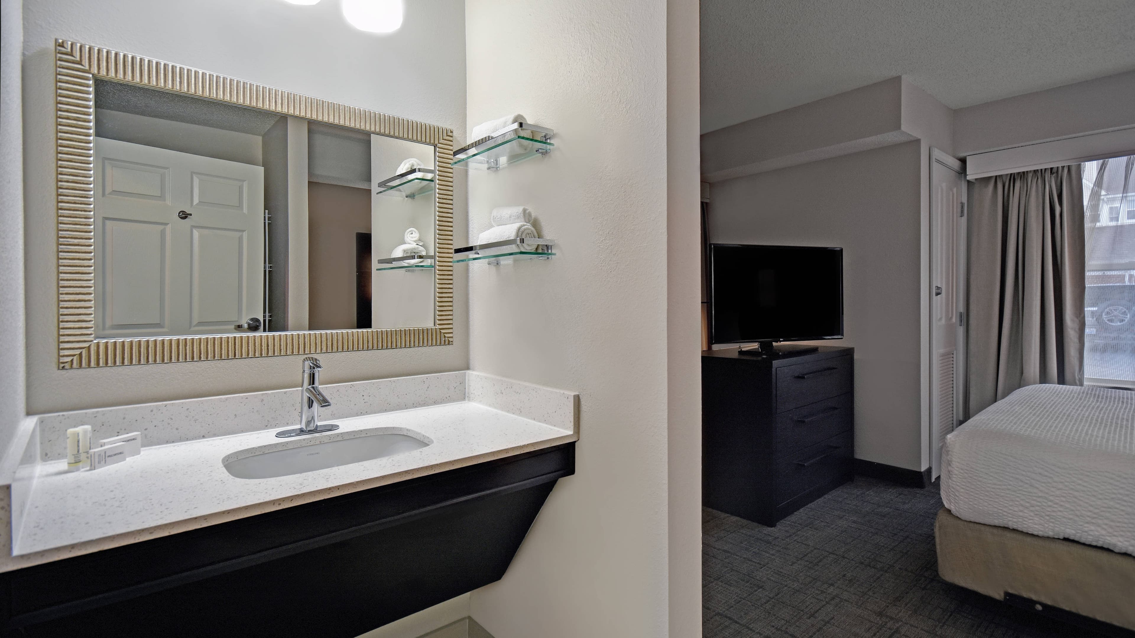 Residence Inn Louisville Airport — 17