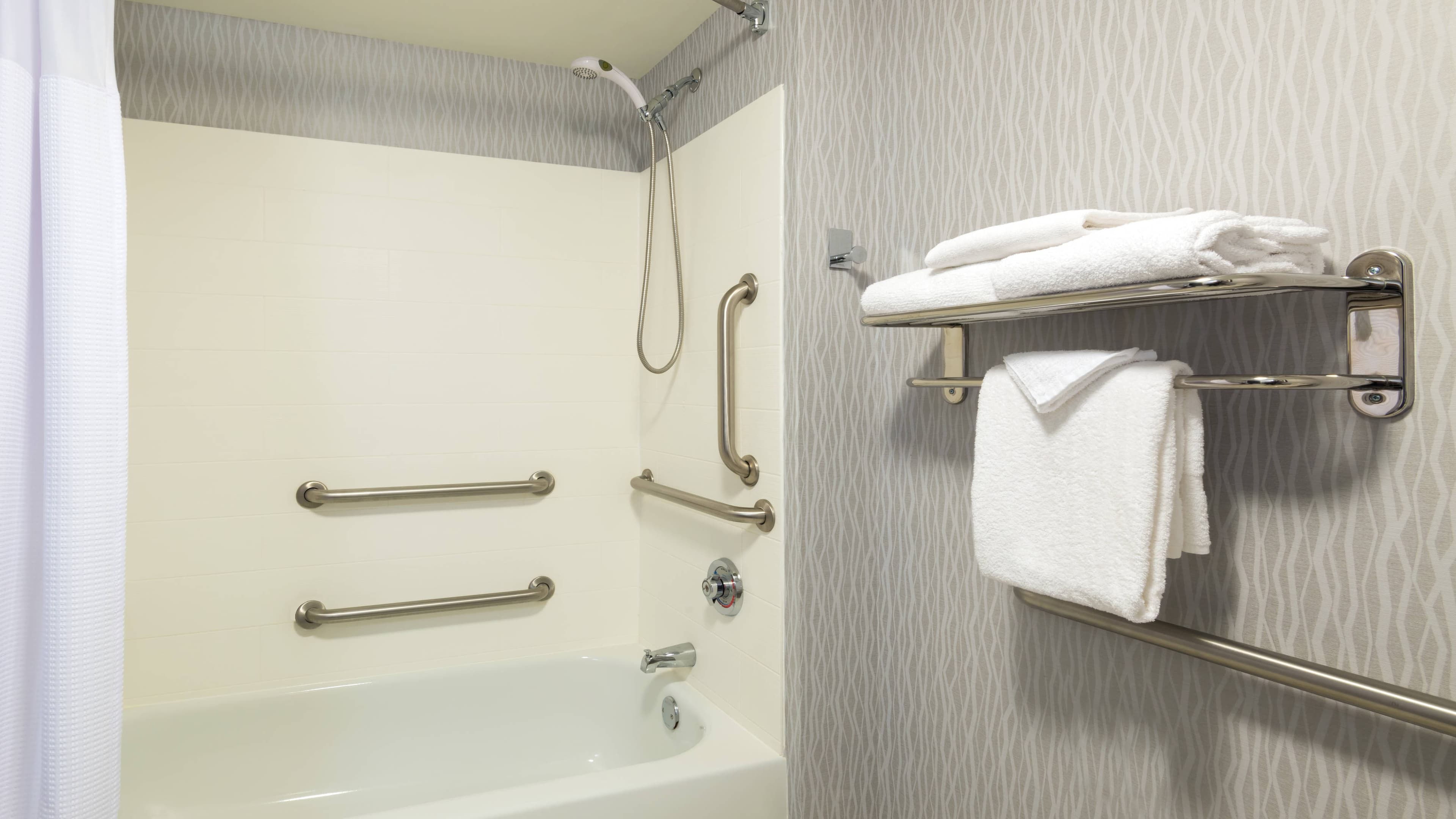 SpringHill Suites Louisville Downtown — 9