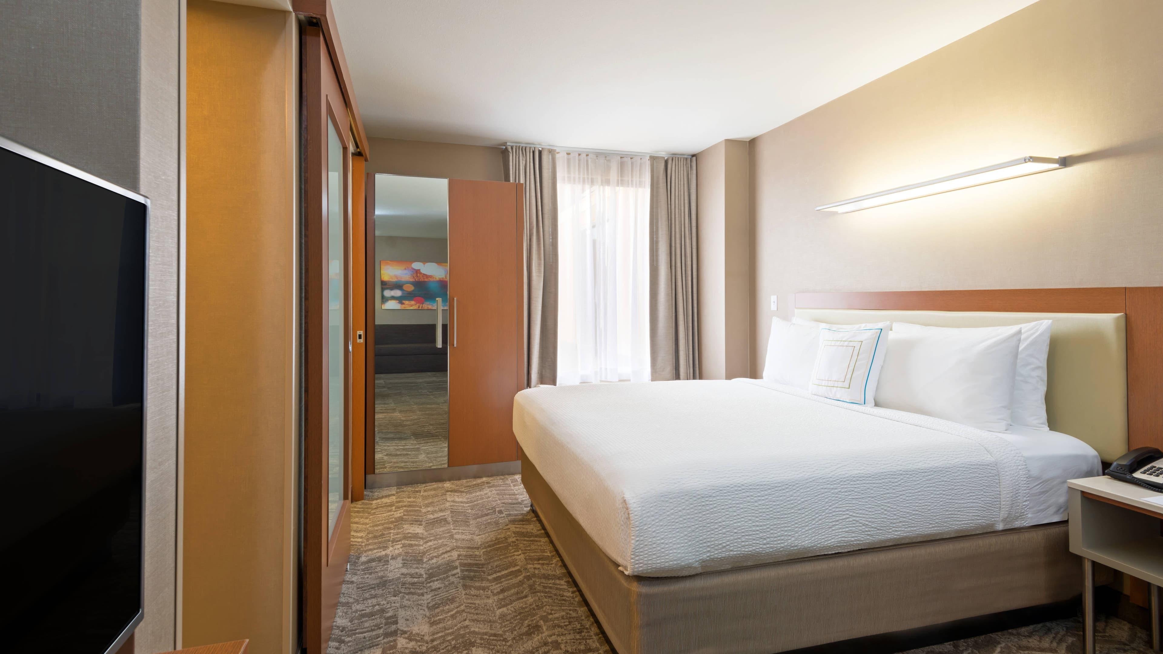 SpringHill Suites Louisville Downtown - Image 3