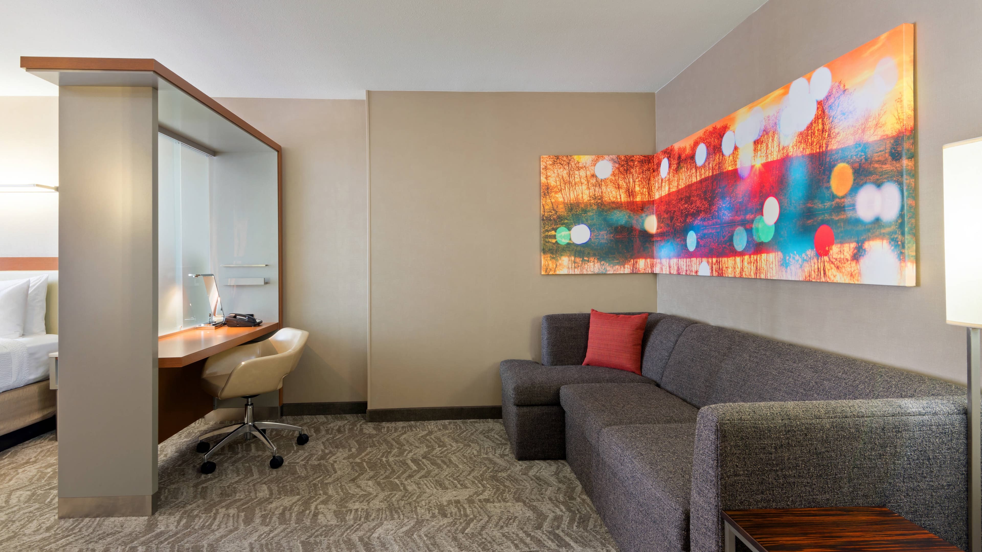 SpringHill Suites Louisville Downtown - Image 4