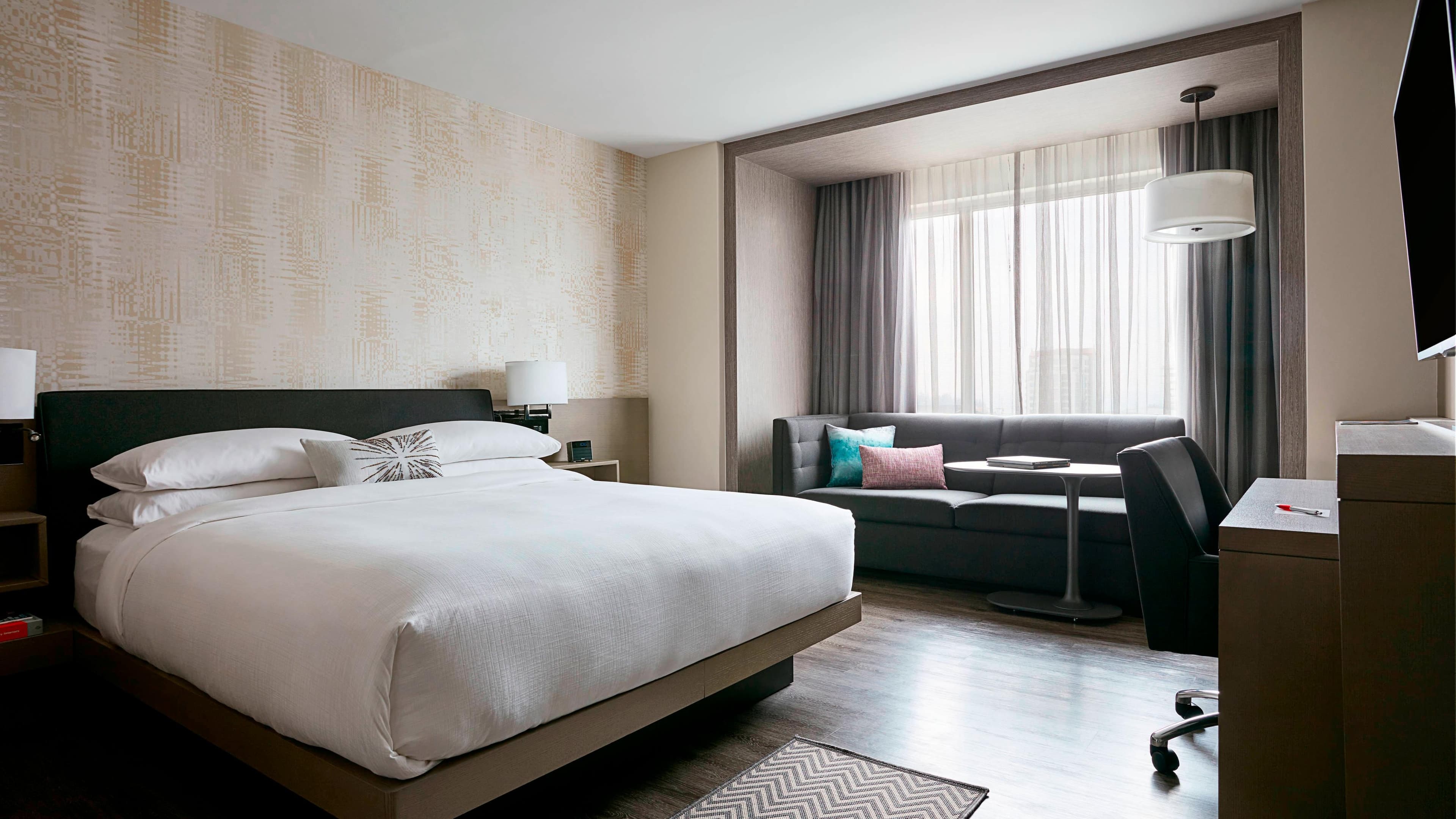 Seattle Marriott Bellevue - Image 3