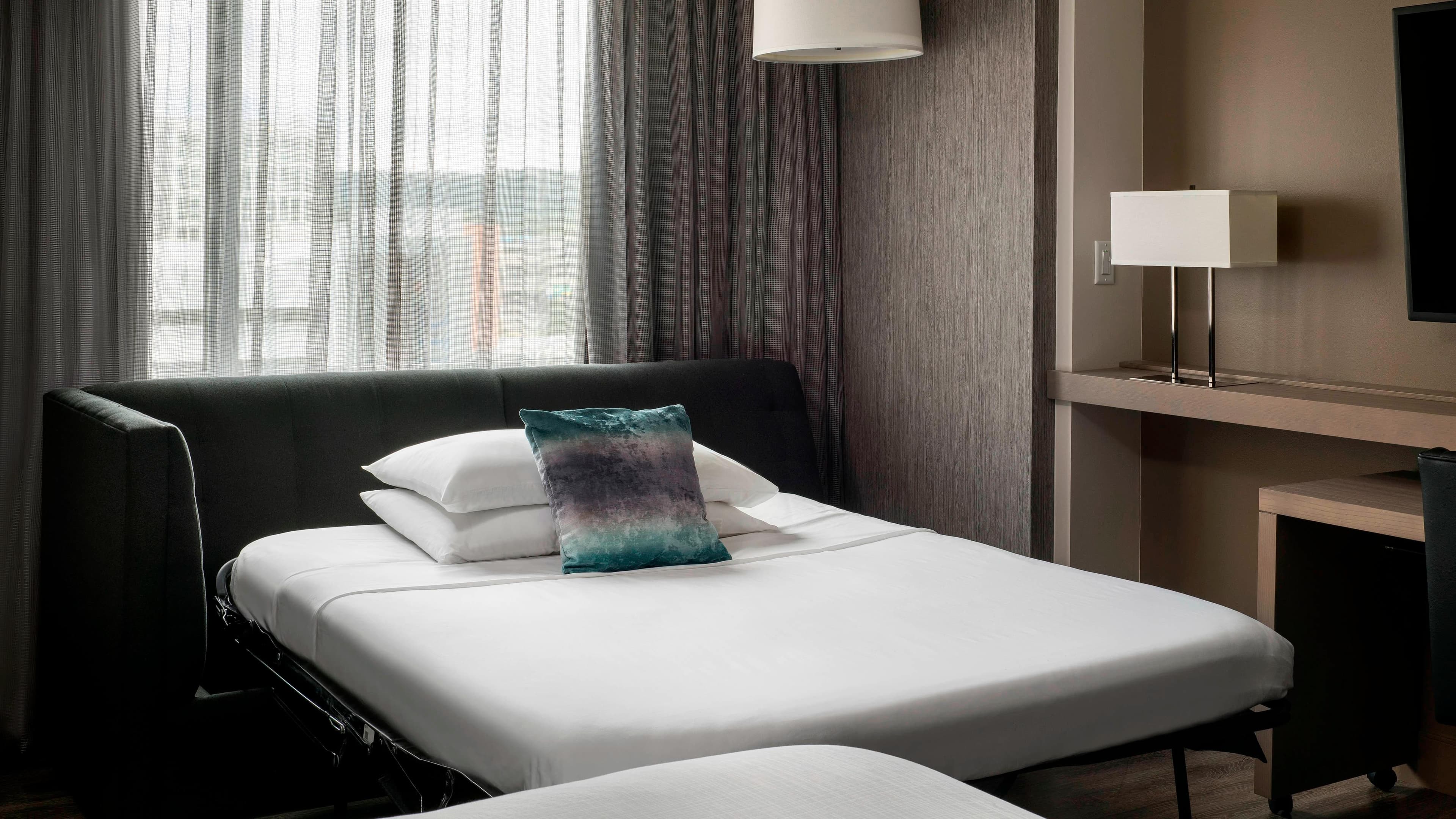 Seattle Marriott Bellevue - Image 4