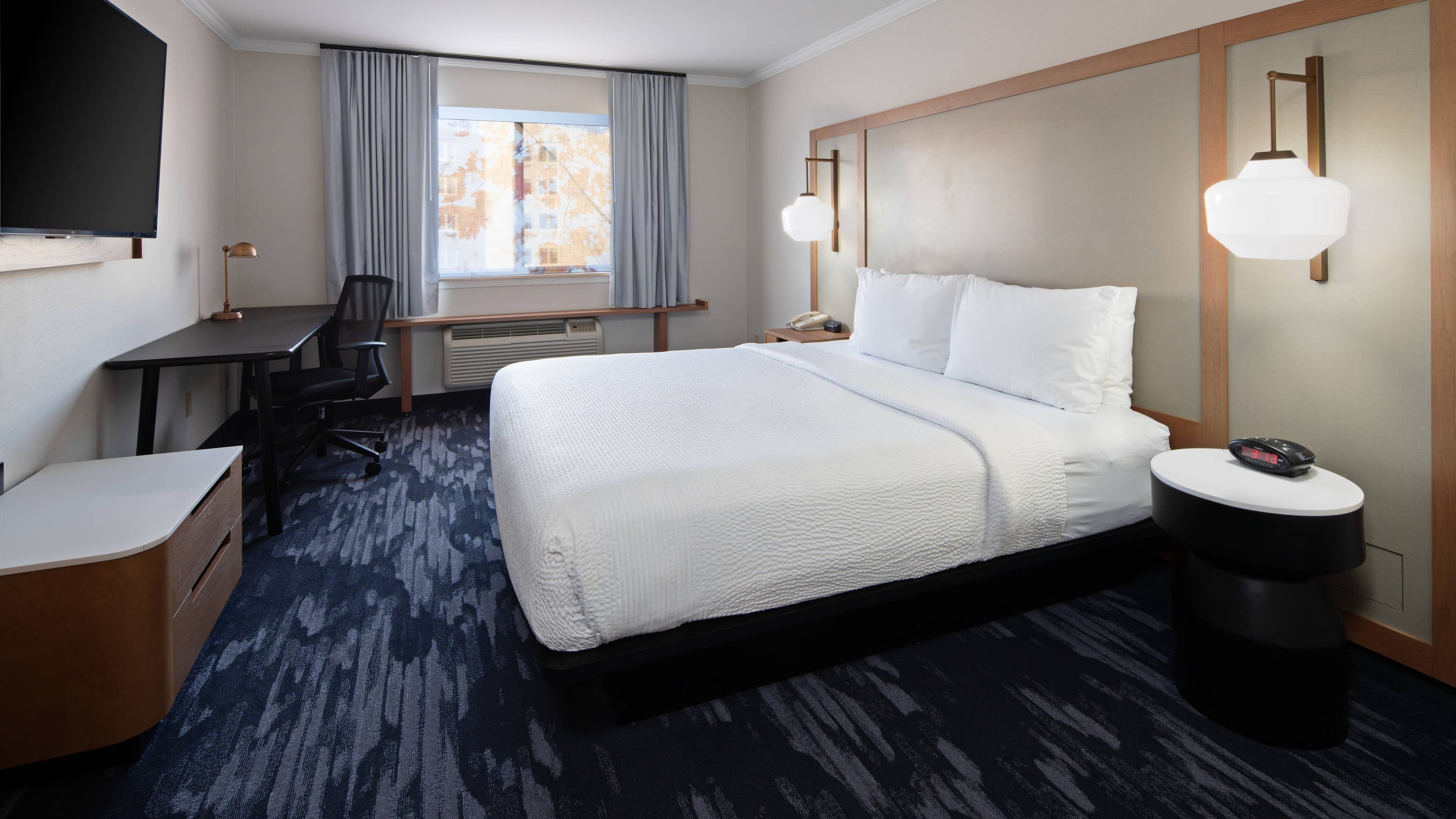 Fairfield Inn & Suites Seattle Sea-Tac Airport - Image 3