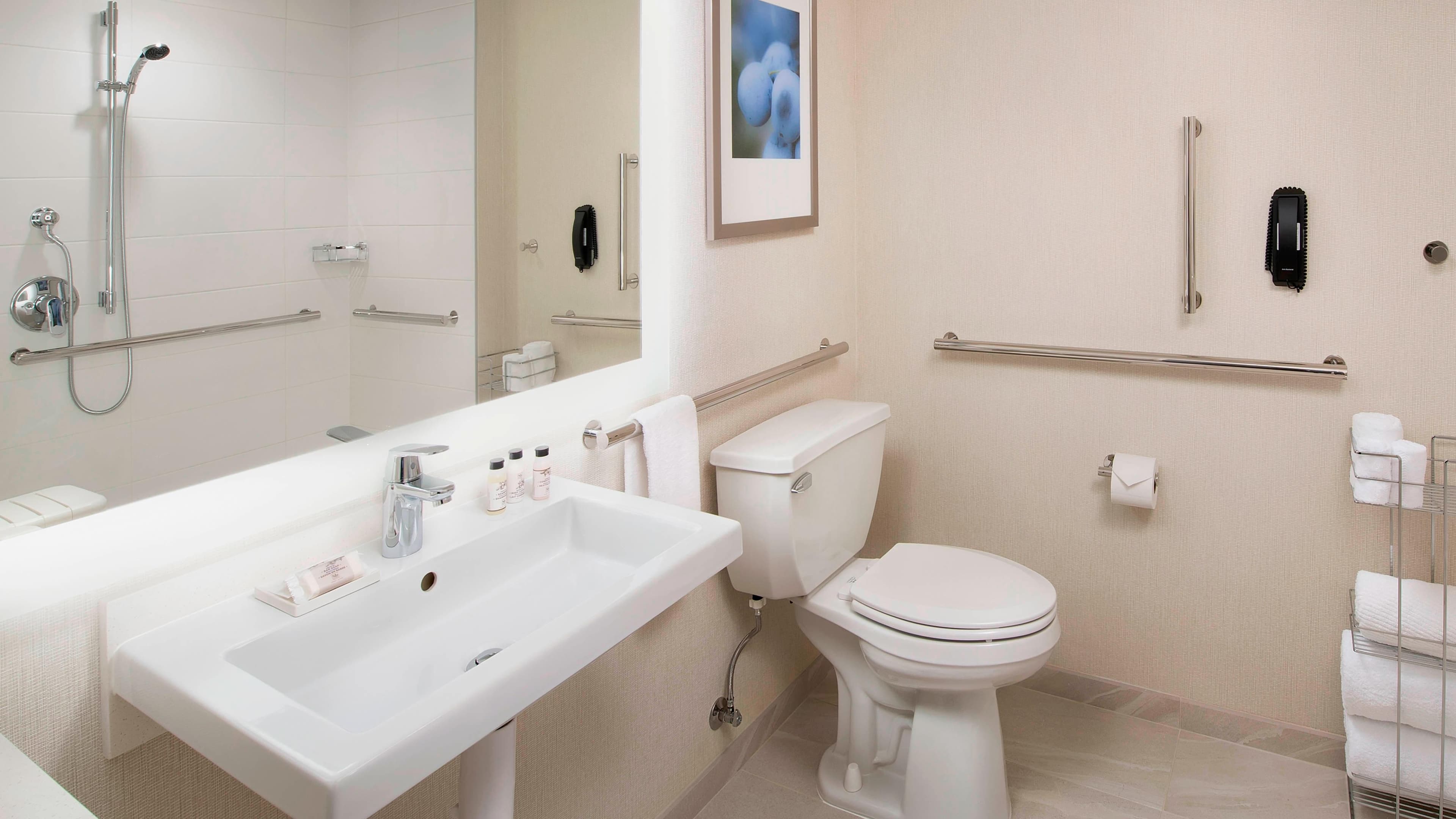Delta Hotels Seattle Everett - Image 5