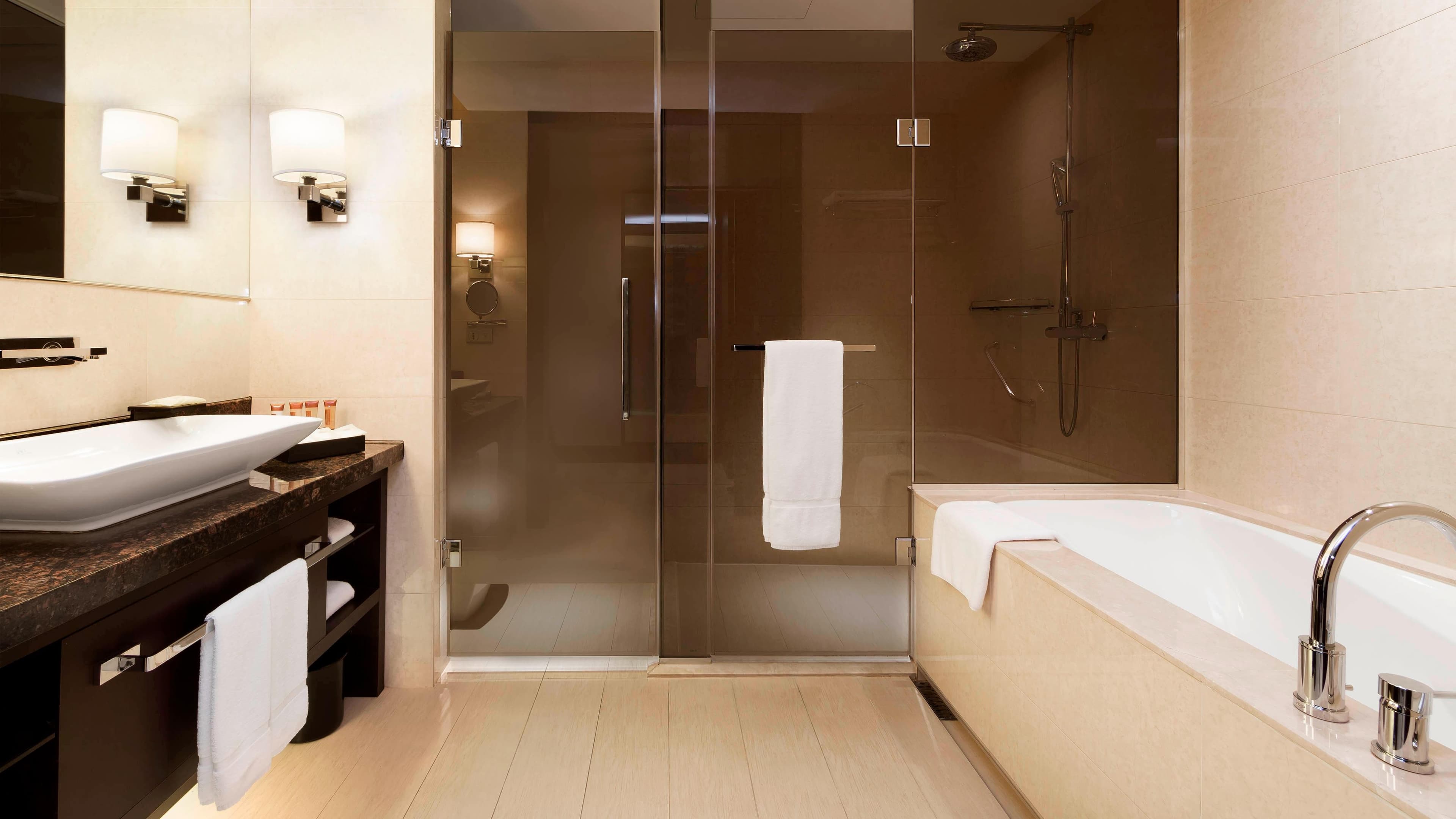 Sheraton Grand Incheon Hotel - Image 3