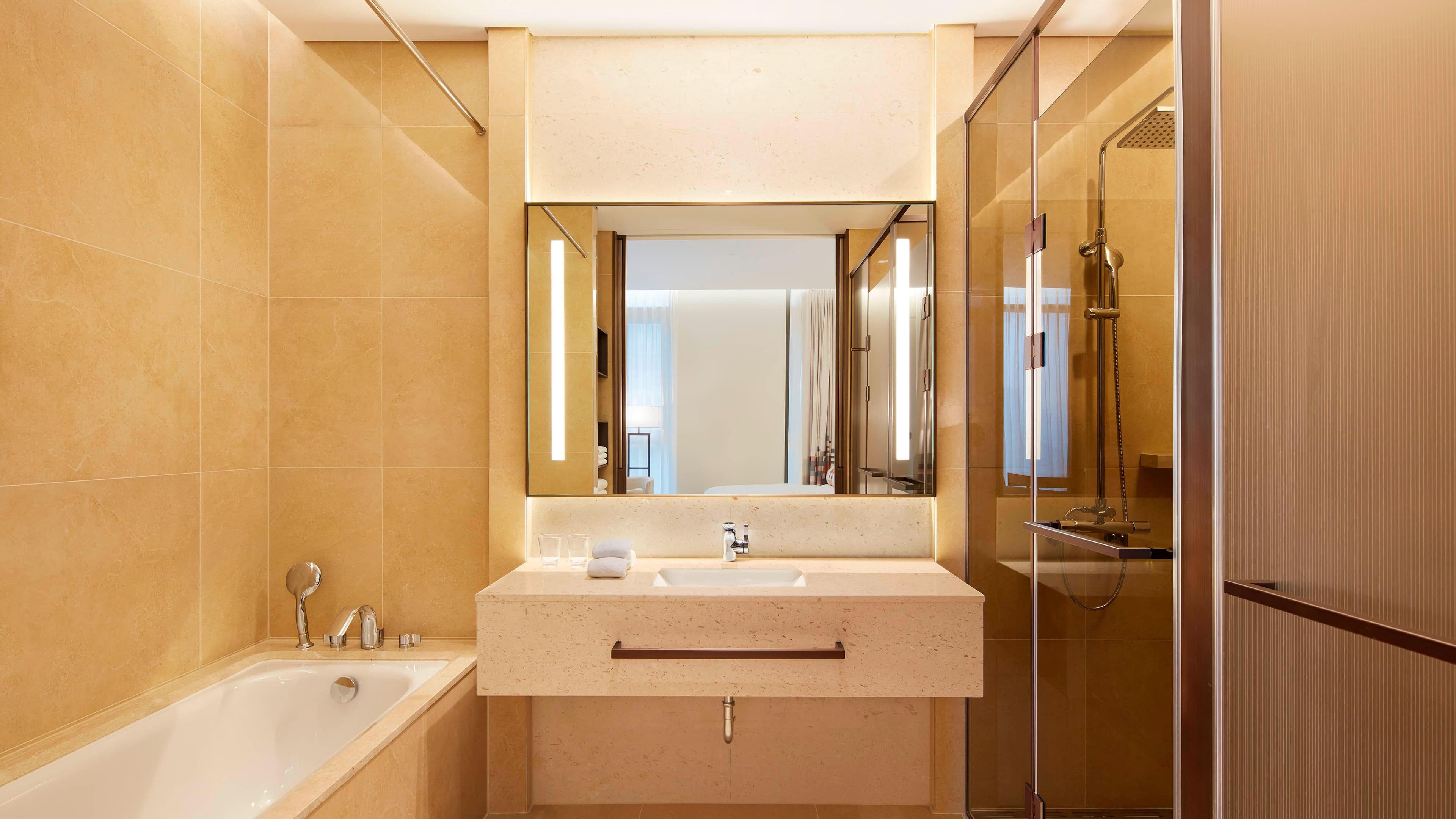 Aloft Seoul Myeongdong - Image 4
