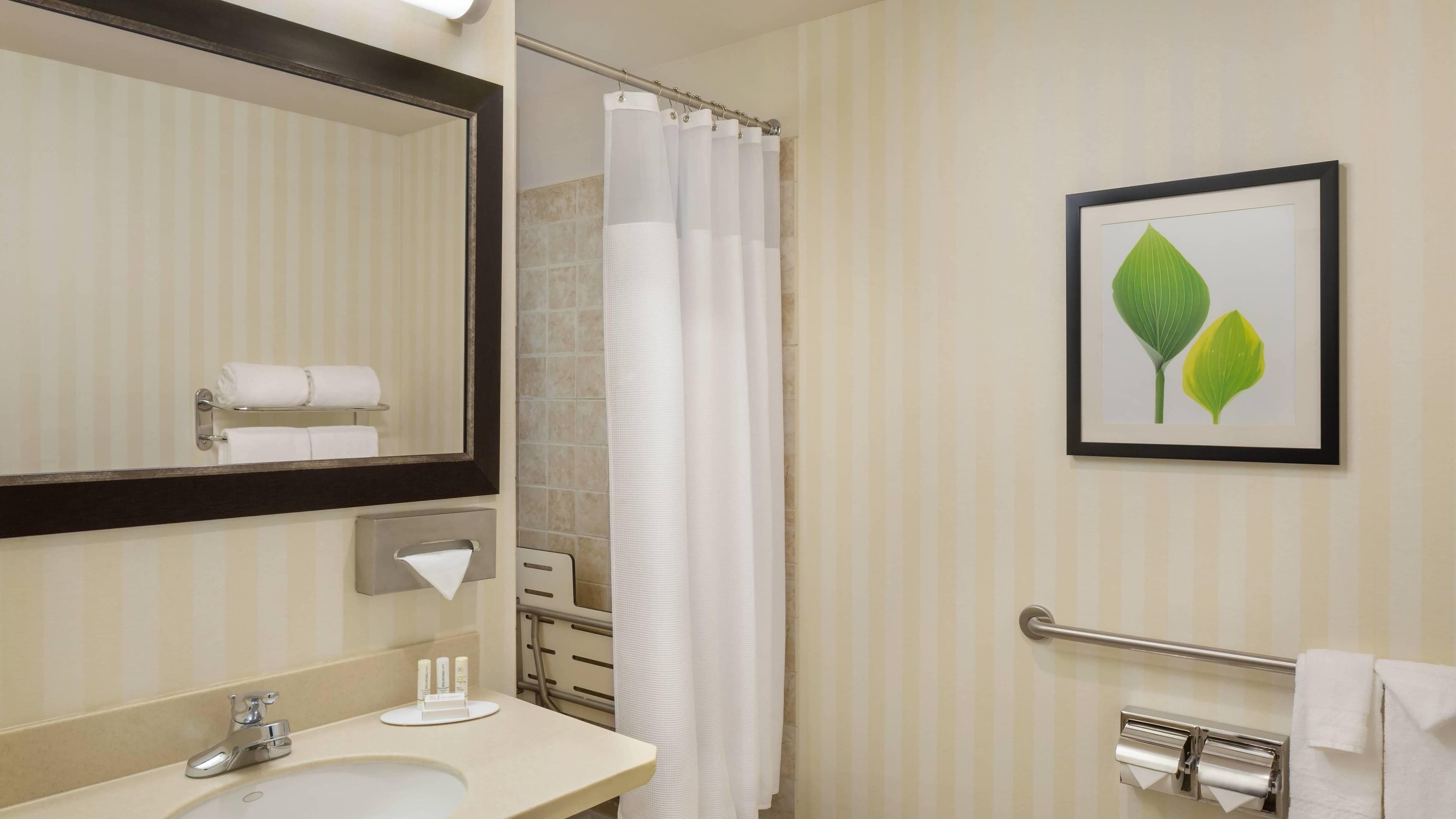 Fairfield Inn & Suites Napa American Canyon - Image 4