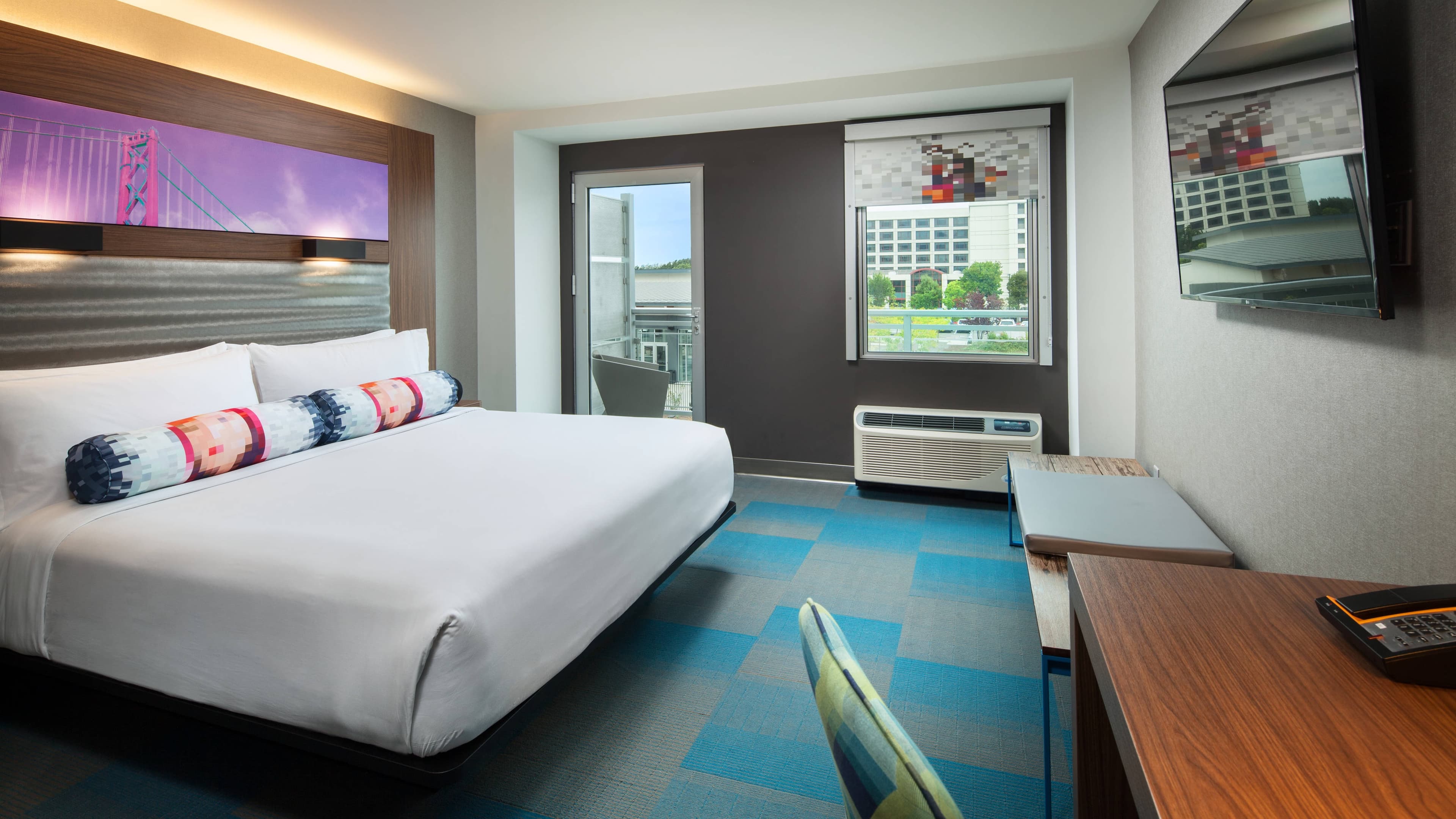 Aloft San Francisco Airport — 8