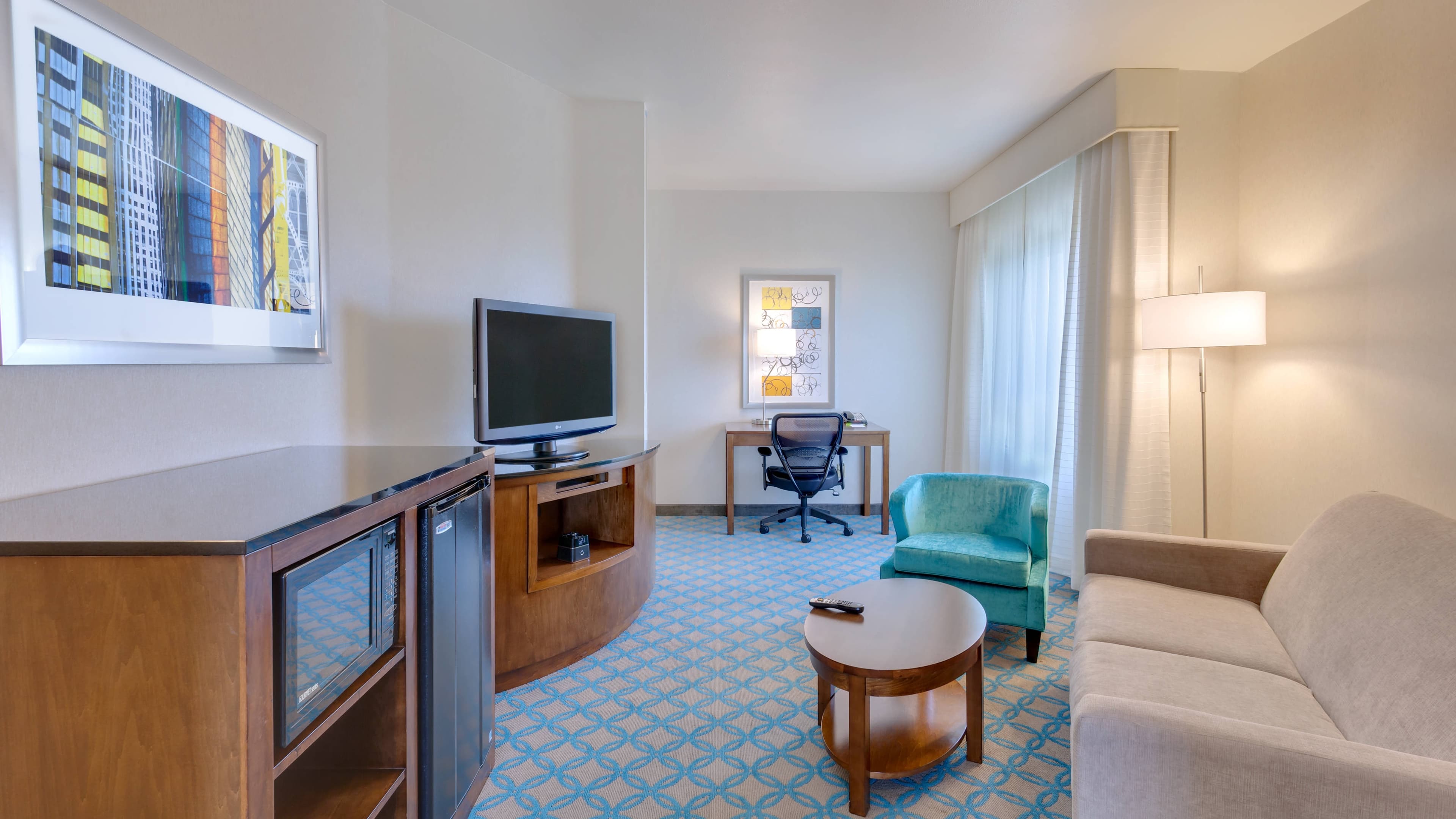 Fairfield Inn & Suites San Francisco Airport/Millbrae - Image 3