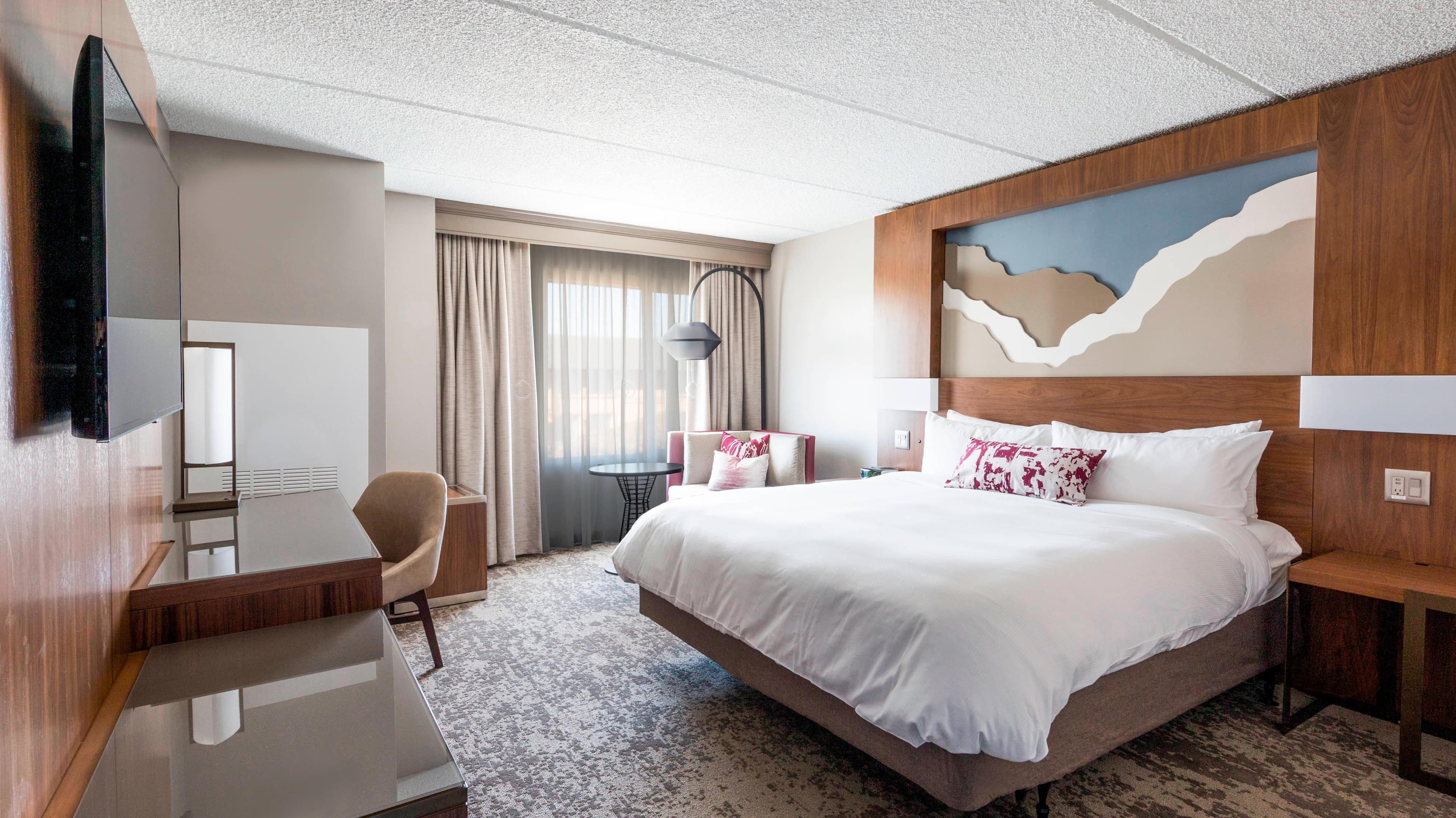 Holiday Inn Express & Suites San Francisco Fishermans Wharf — 17