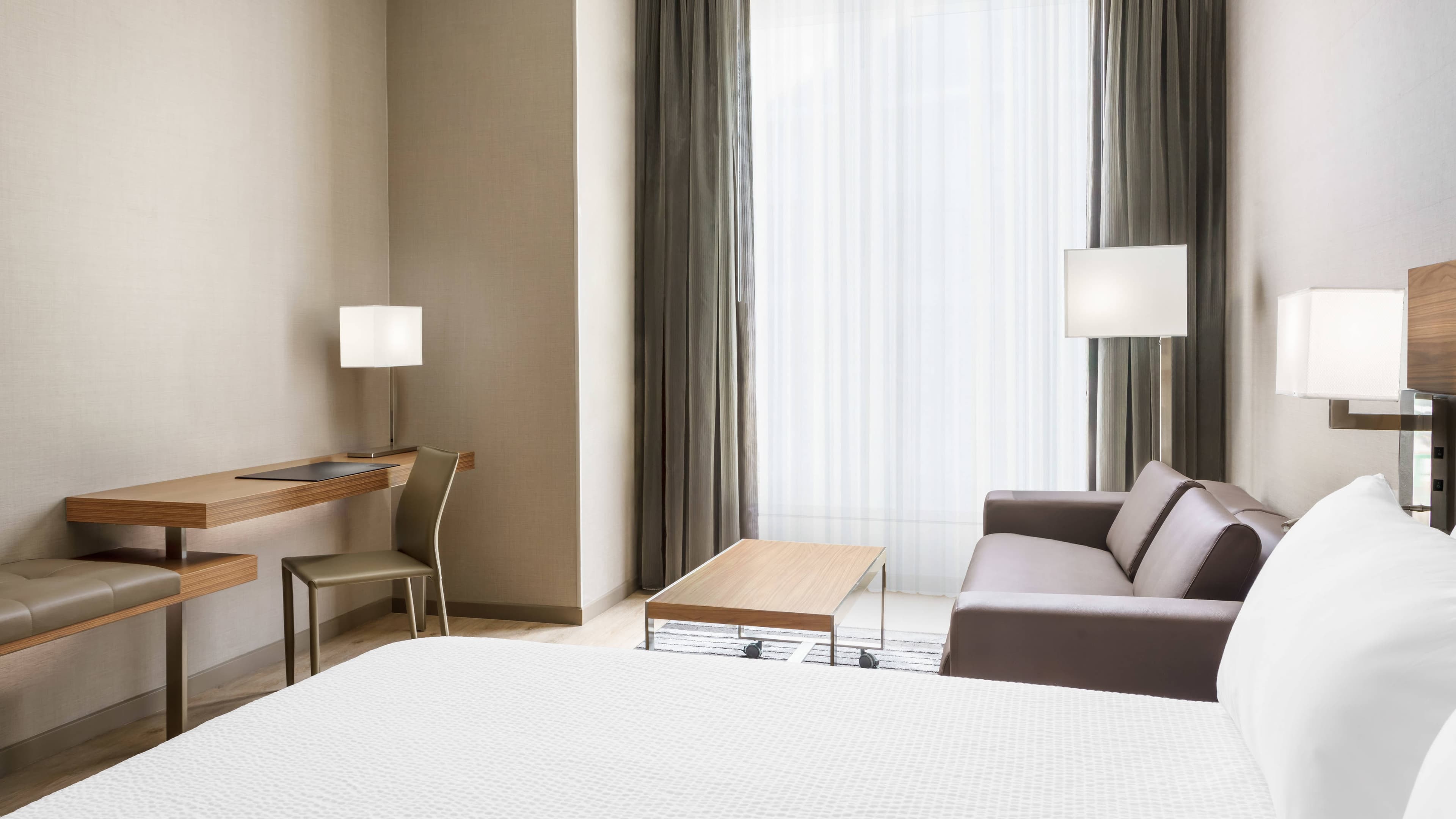 AC Hotel San Francisco Airport/Oyster Point Waterfront — 7