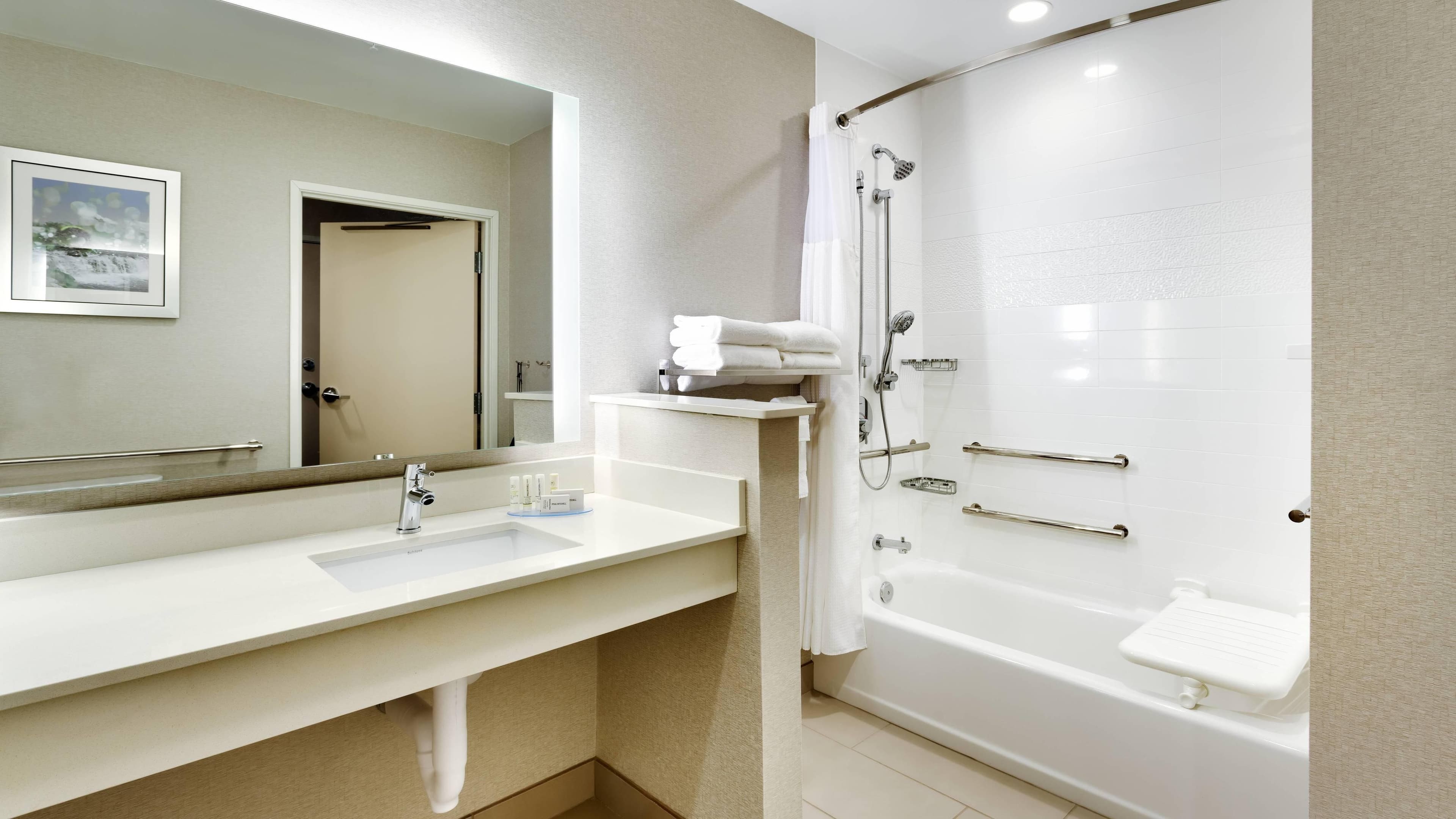 Fairfield Inn & Suites Springfield North — 11