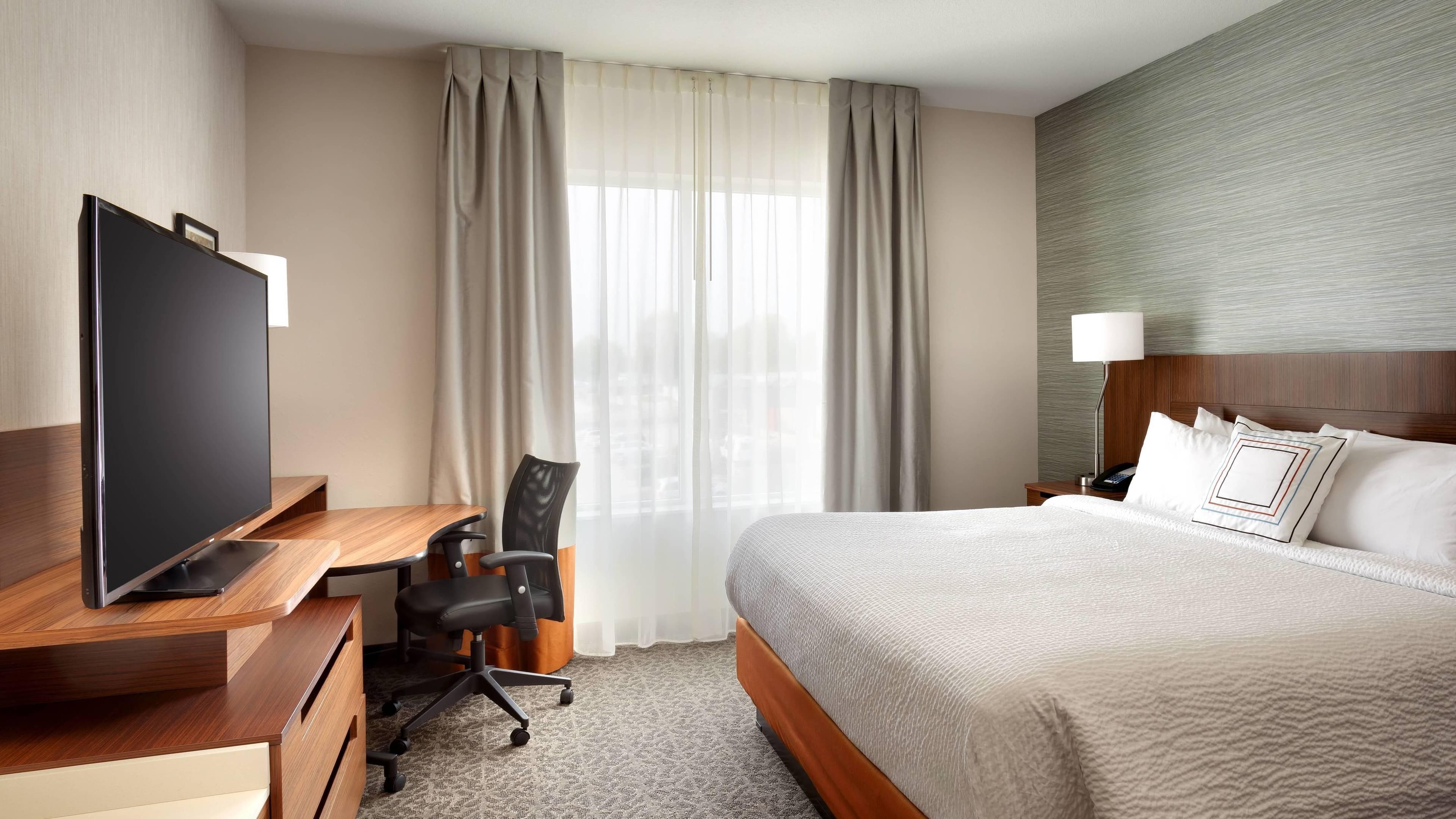 Fairfield Inn & Suites Springfield North - Image 2
