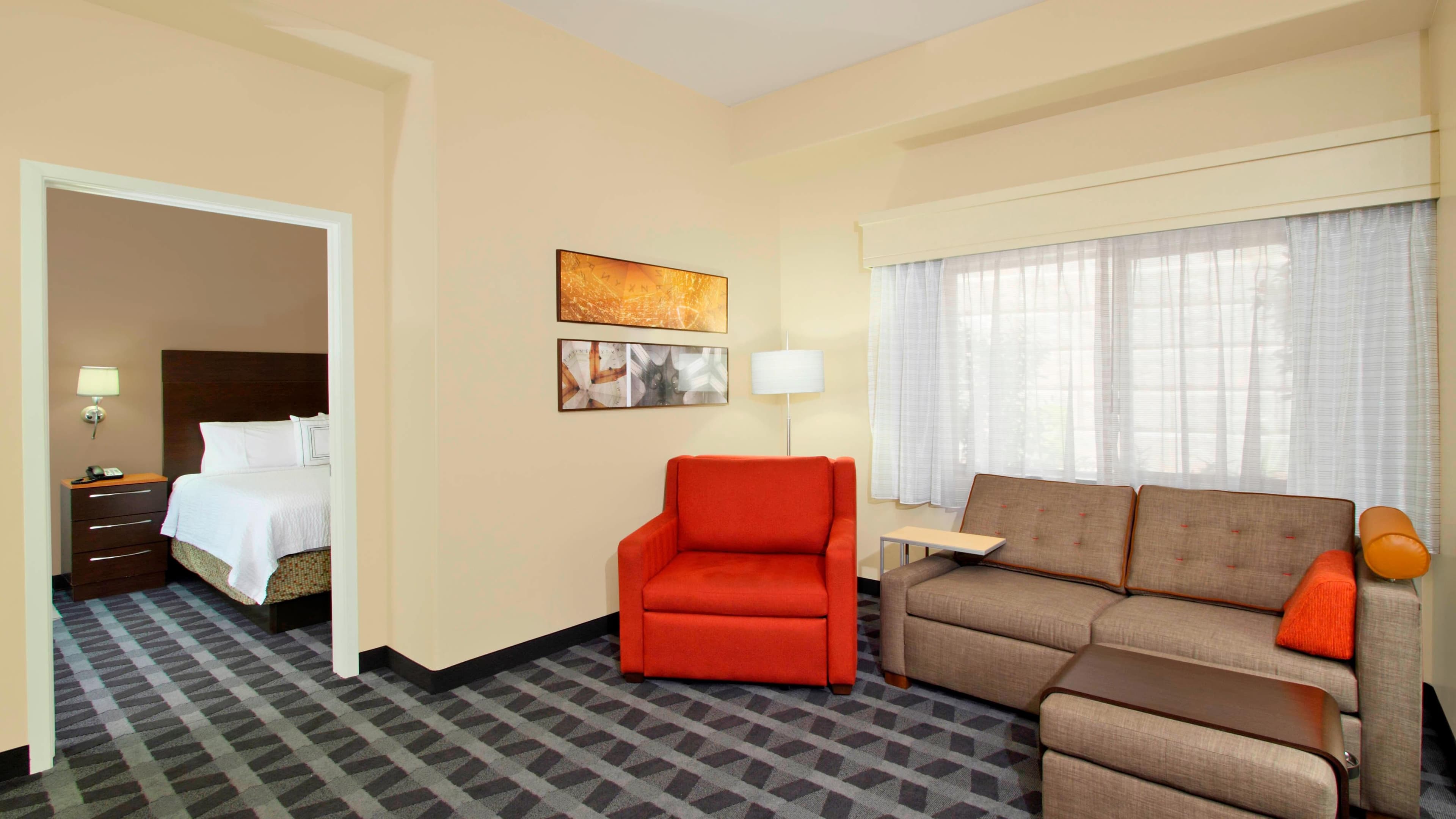 TownePlace Suites St. George - Image 2