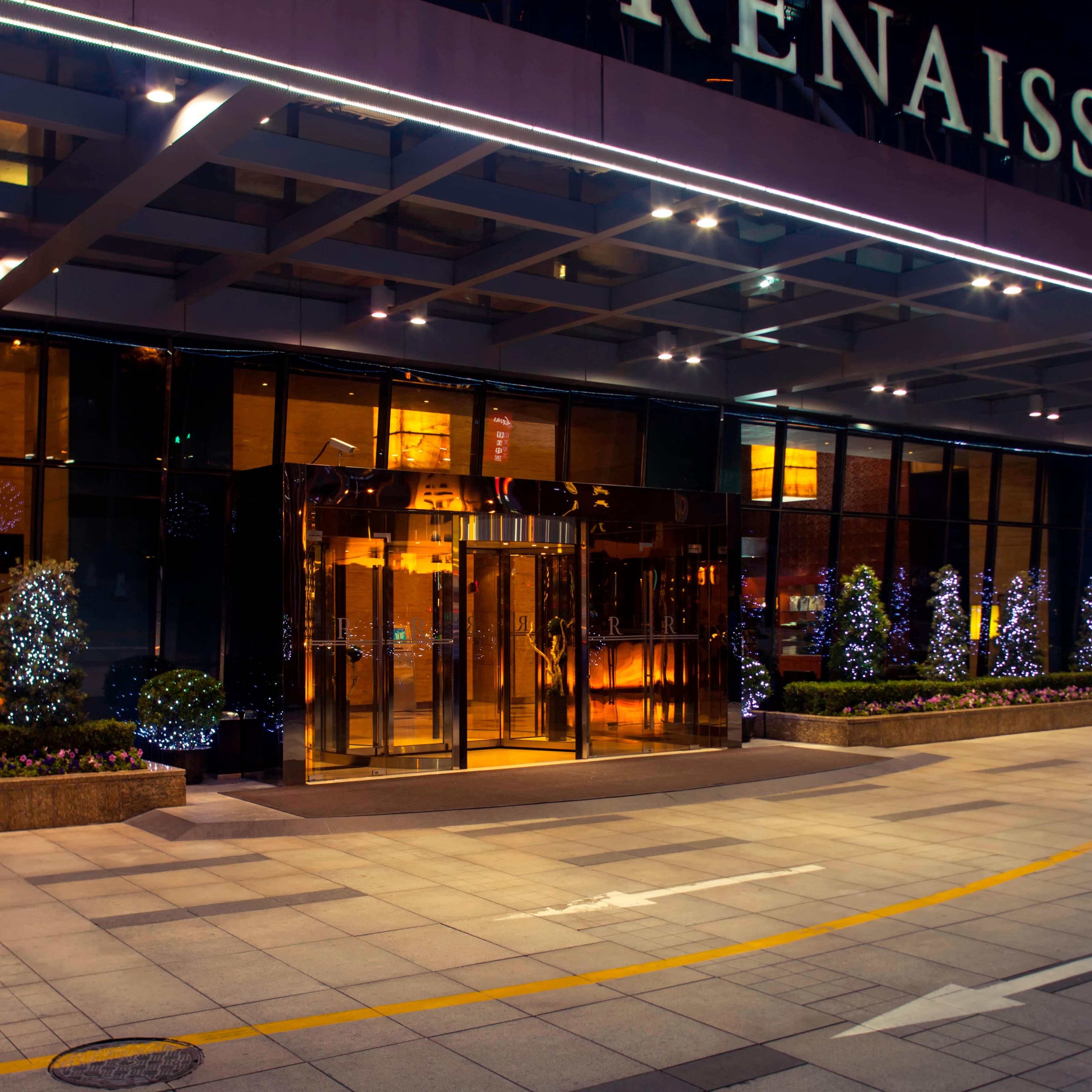Renaissance Shanghai Zhongshan Park Hotel - Image 1