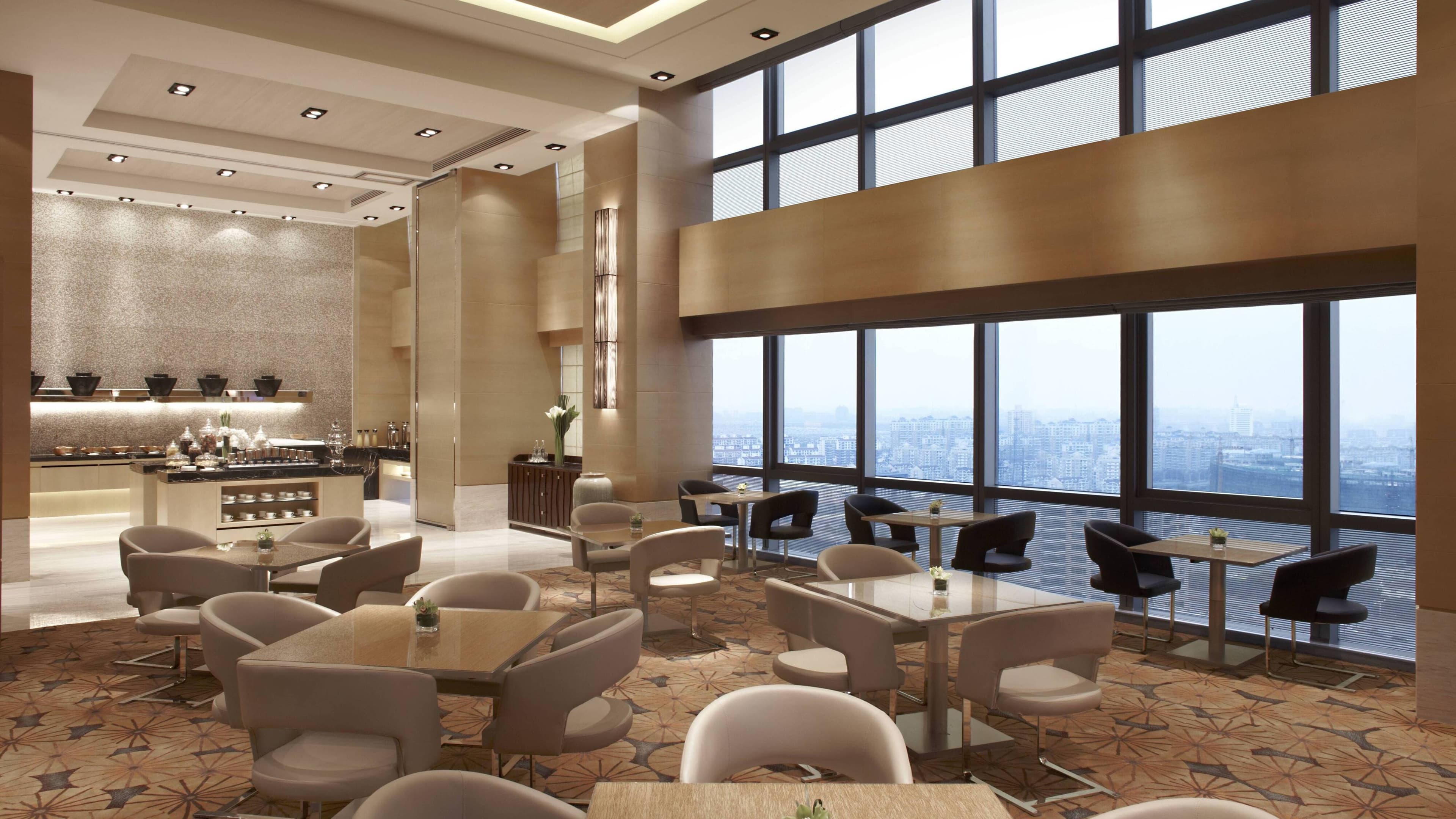 Shanghai Marriott Hotel Pudong East - Image 4