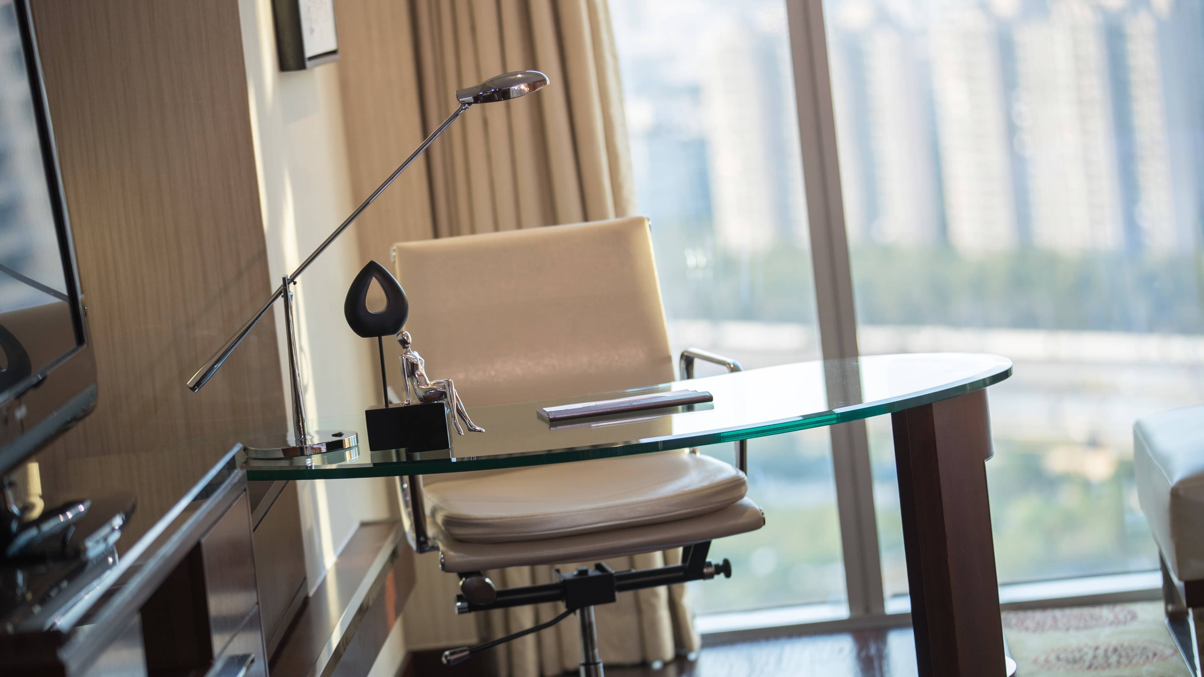 Renaissance Shanghai Putuo Hotel - Image 3