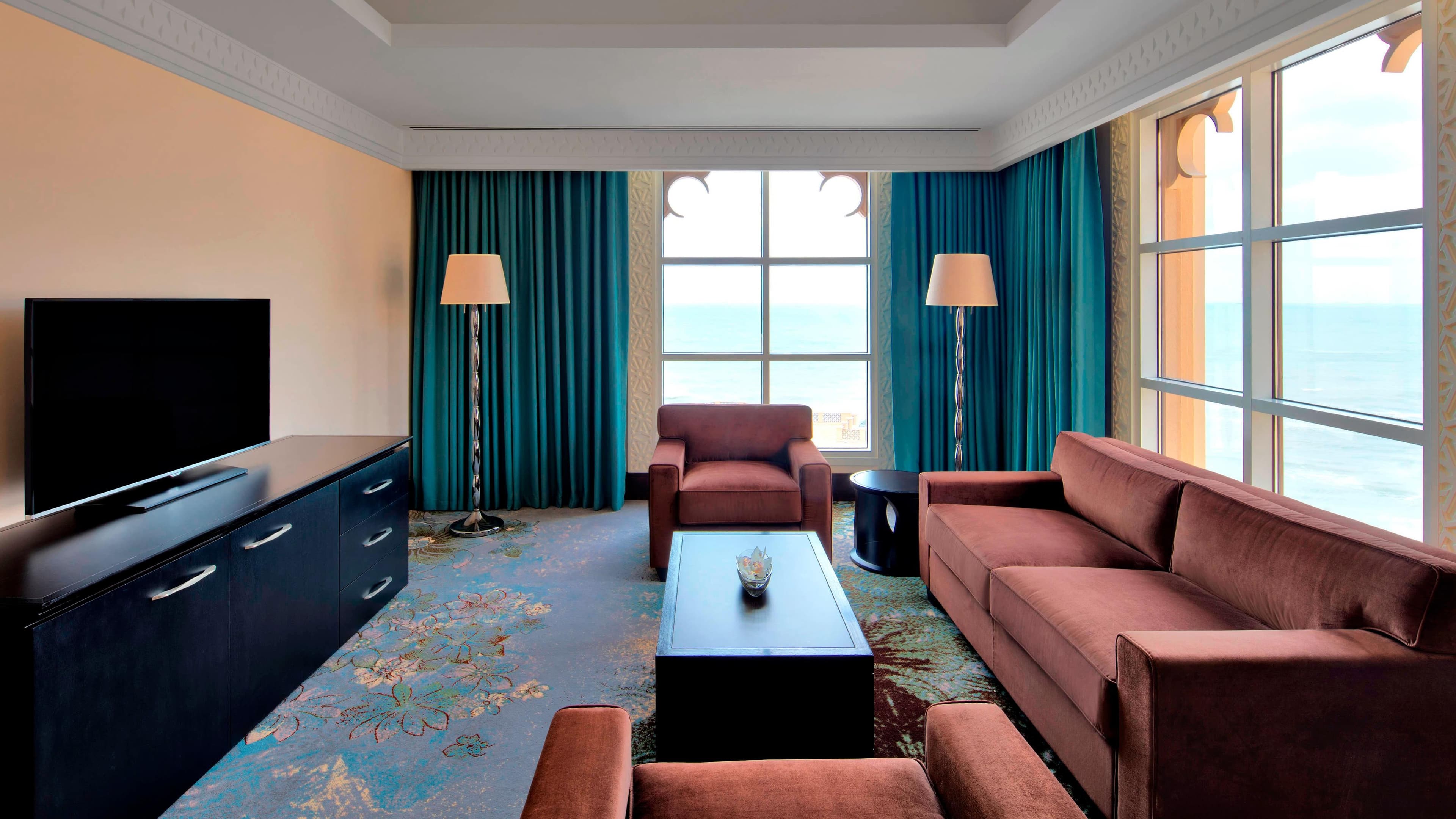 Sheraton Sharjah Beach Resort & Spa — 25