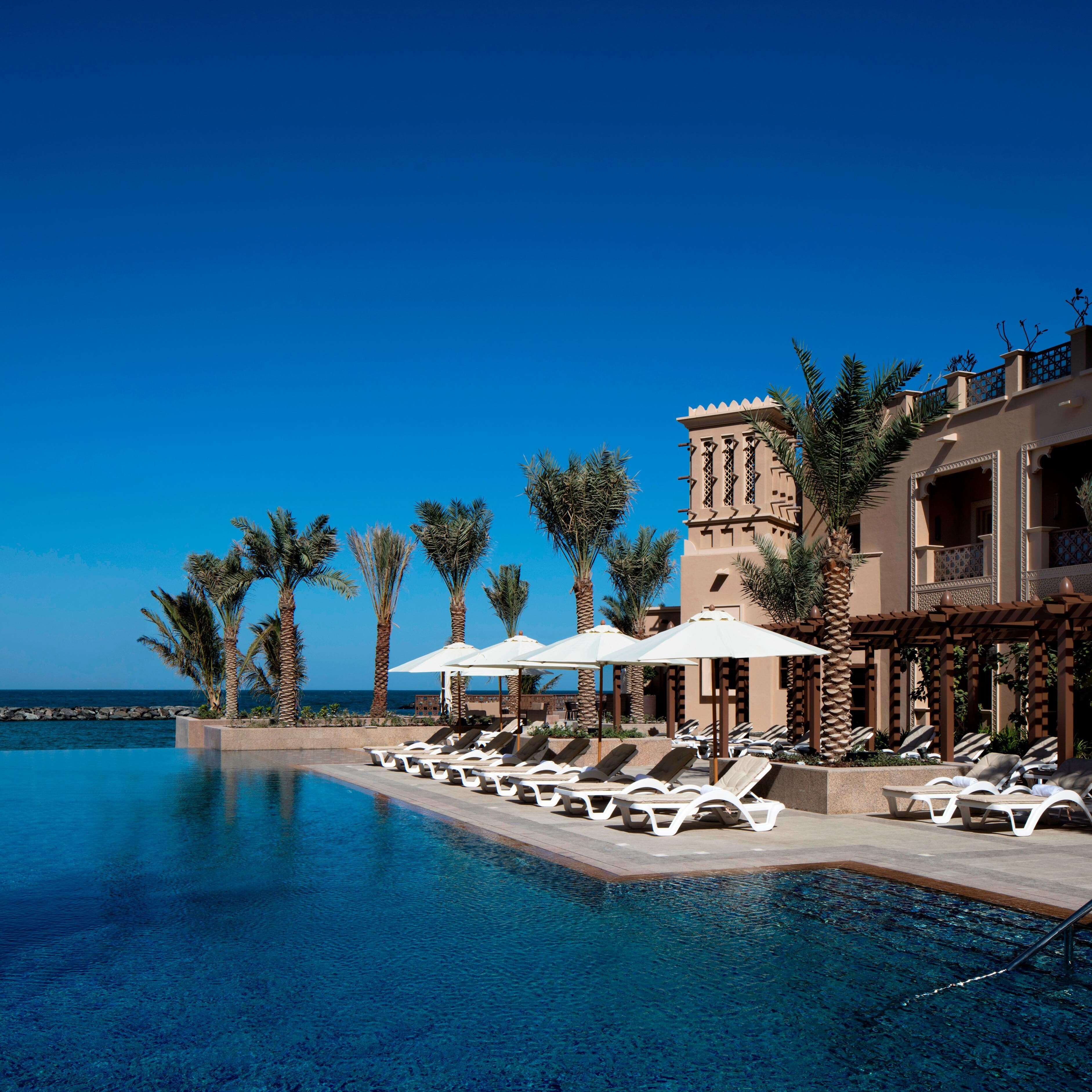 Sheraton Sharjah Beach Resort & Spa - Image 1