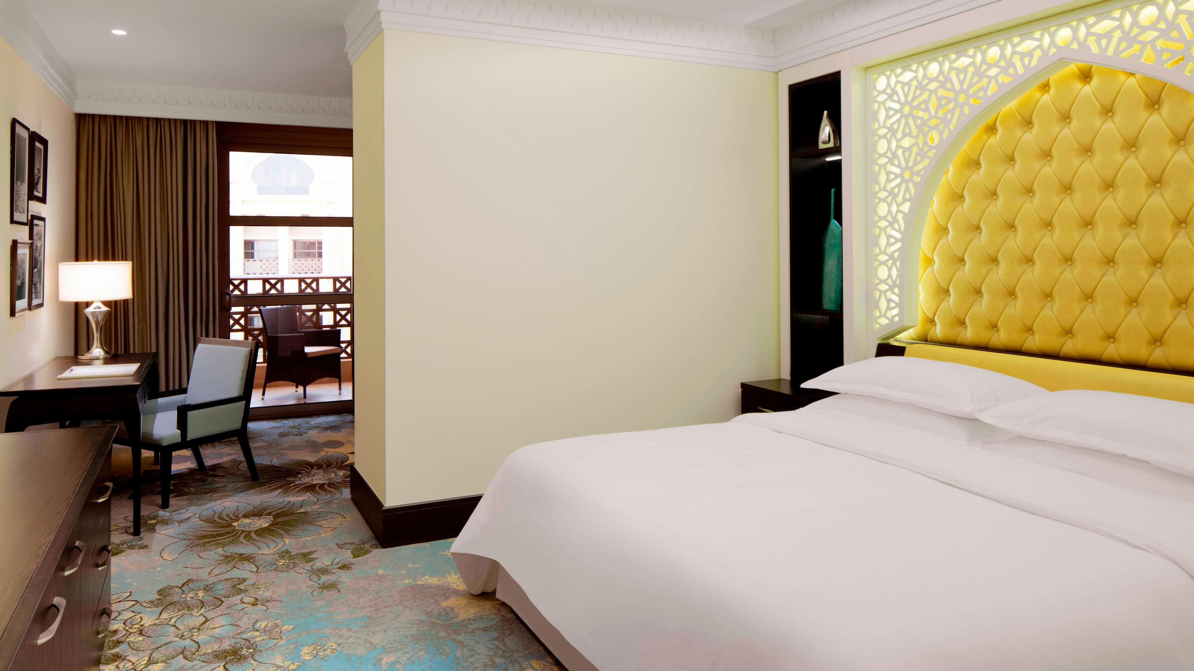 Sheraton Sharjah Beach Resort & Spa — 7
