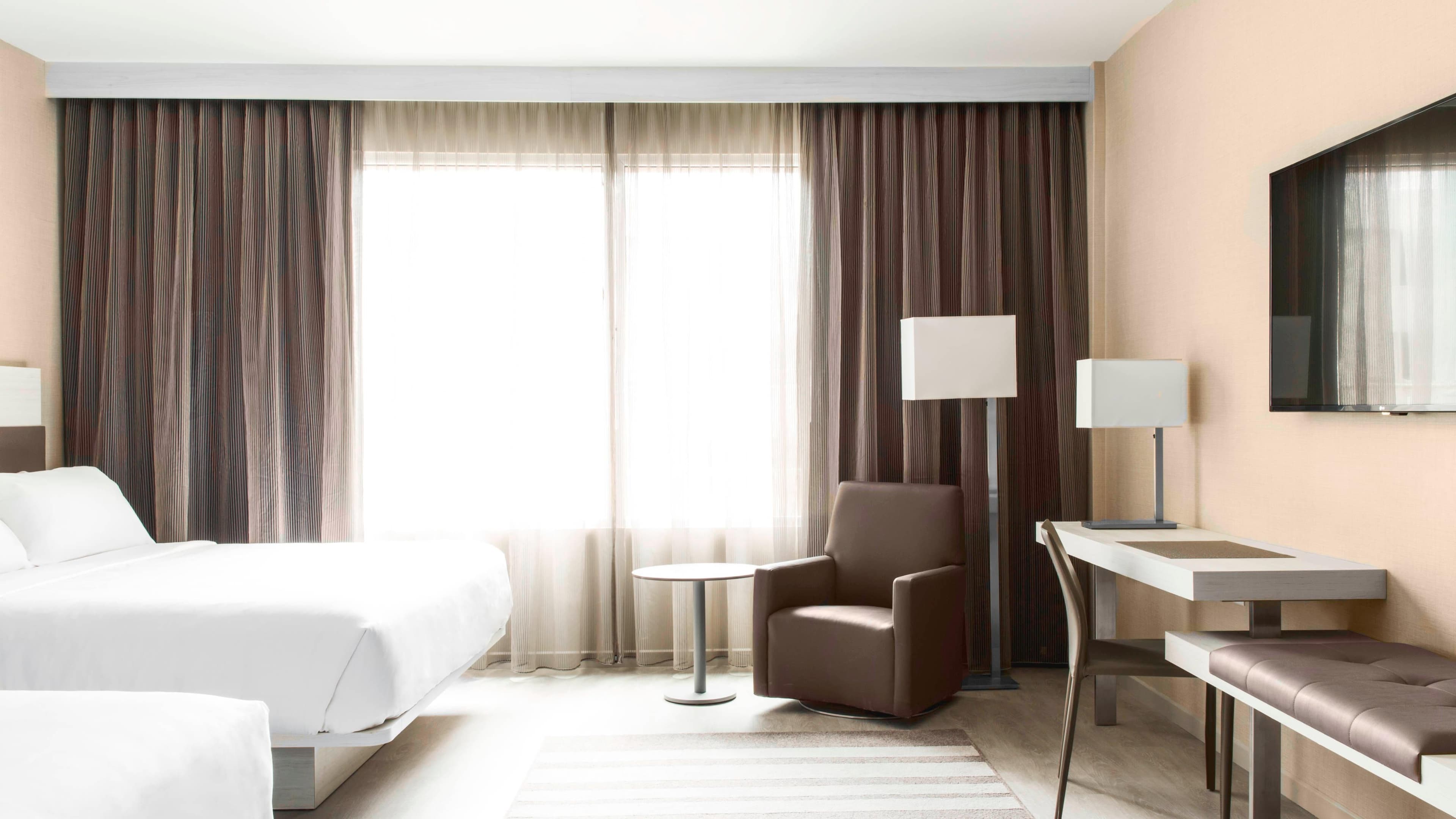 AC Hotel San Jose Downtown - Image 4