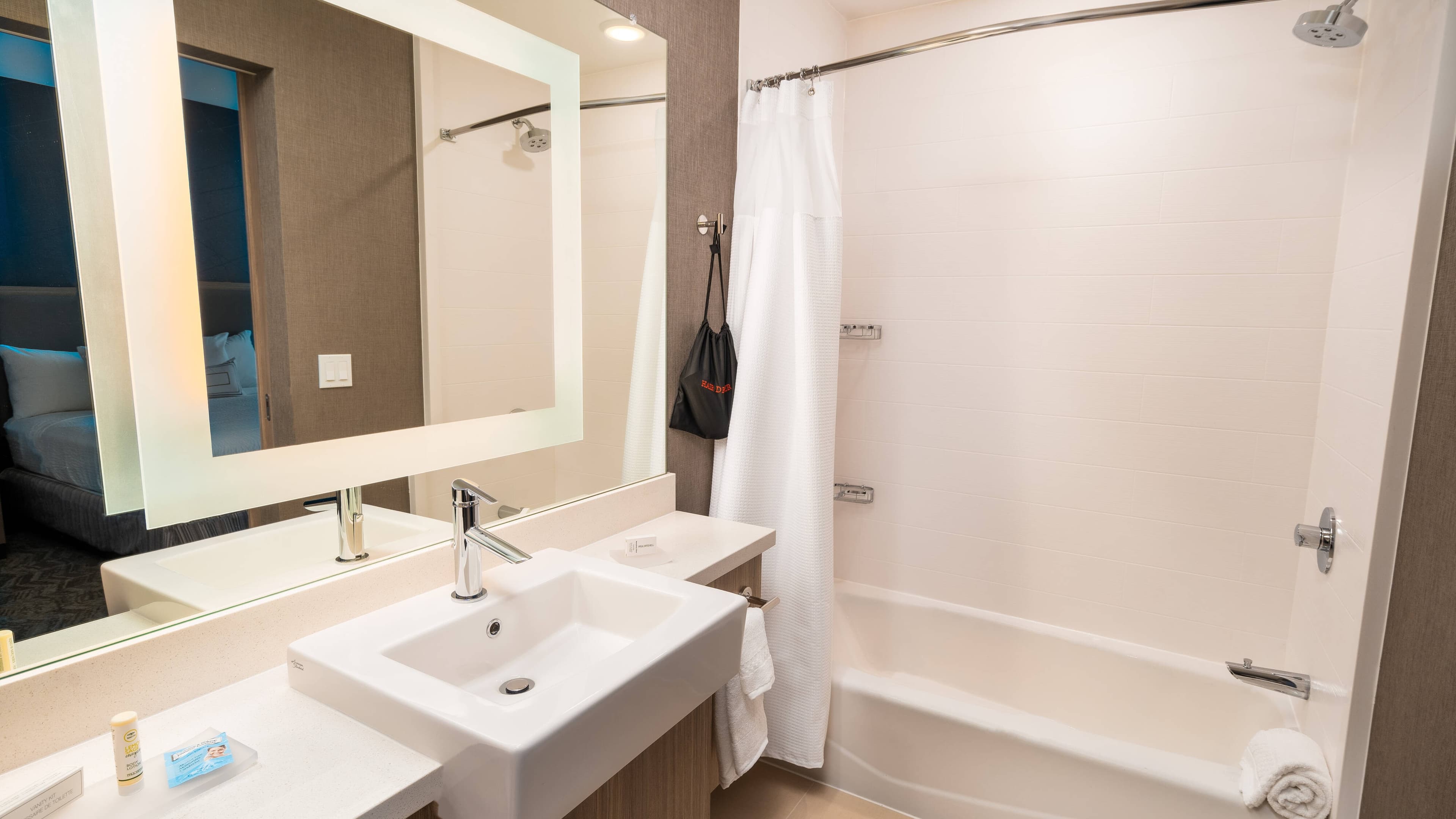 SpringHill Suites Newark Fremont — 17