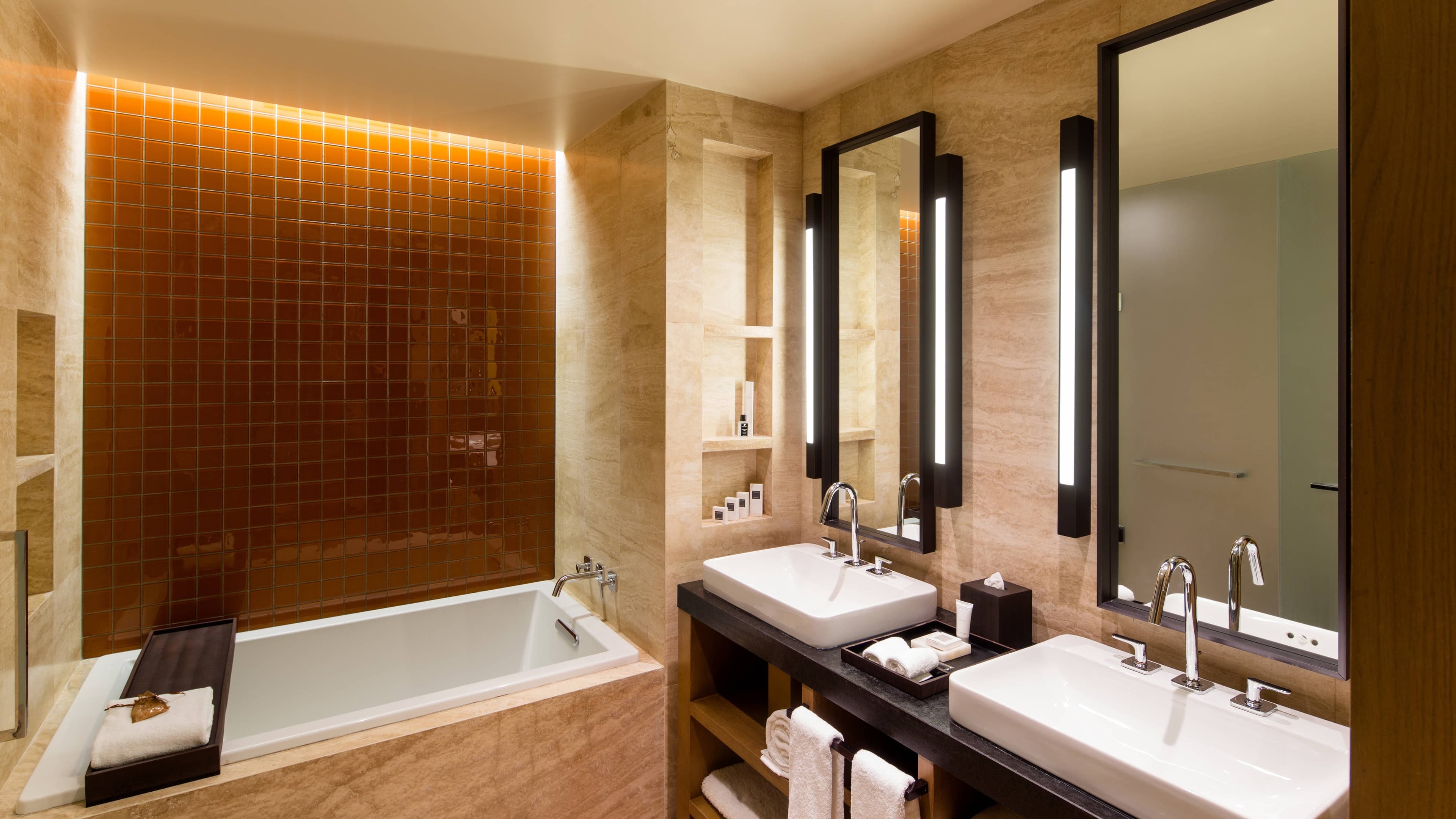 Deluxe Guest room - Image 3
