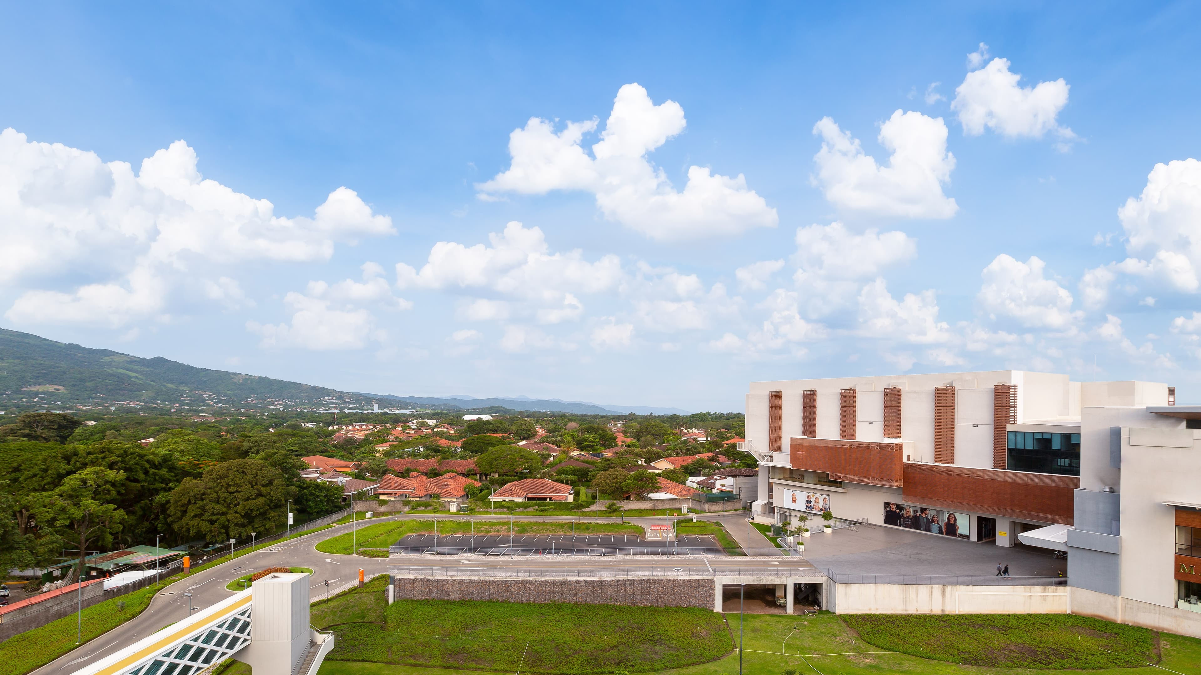 Aloft San Jose Hotel, Costa Rica - Image 5
