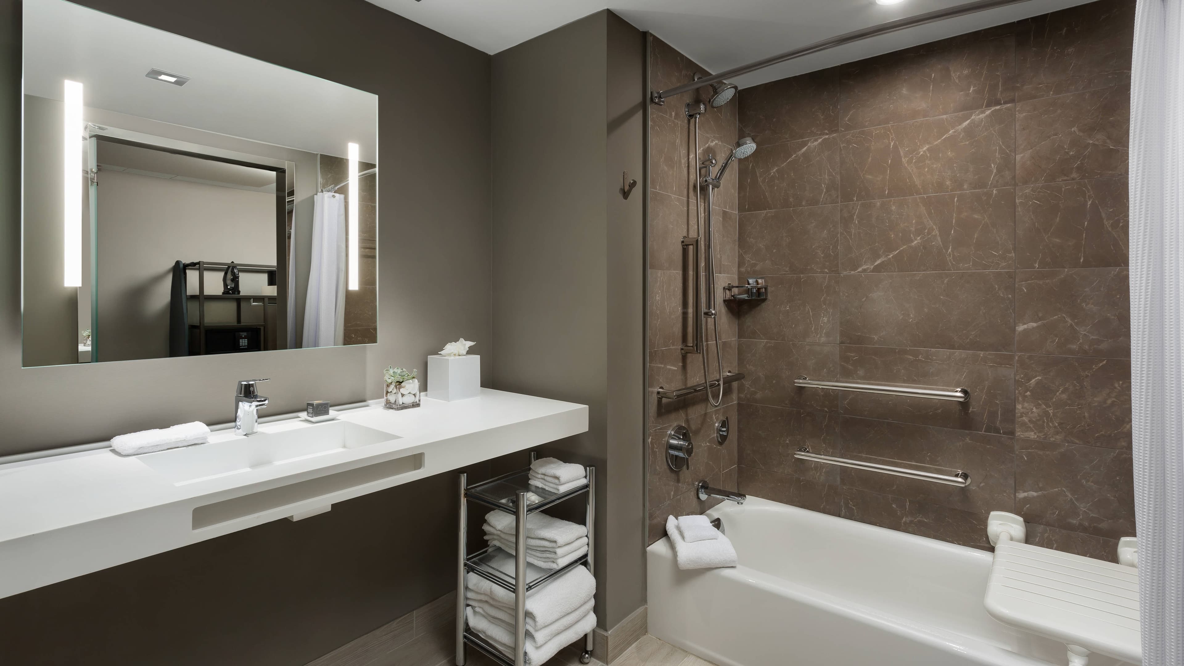 AC Hotel San Juan Condado — 7