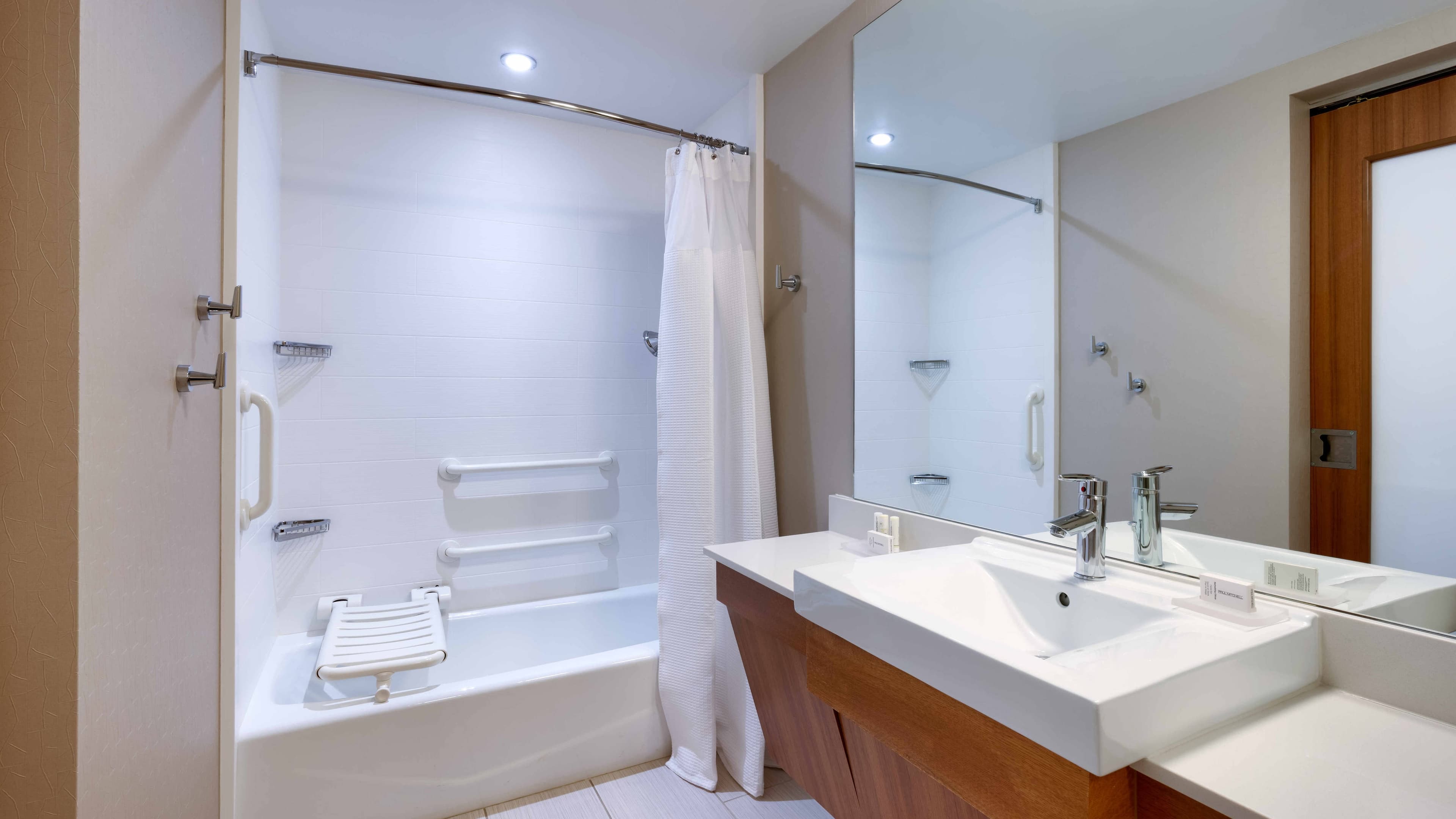Suite - Image 6
