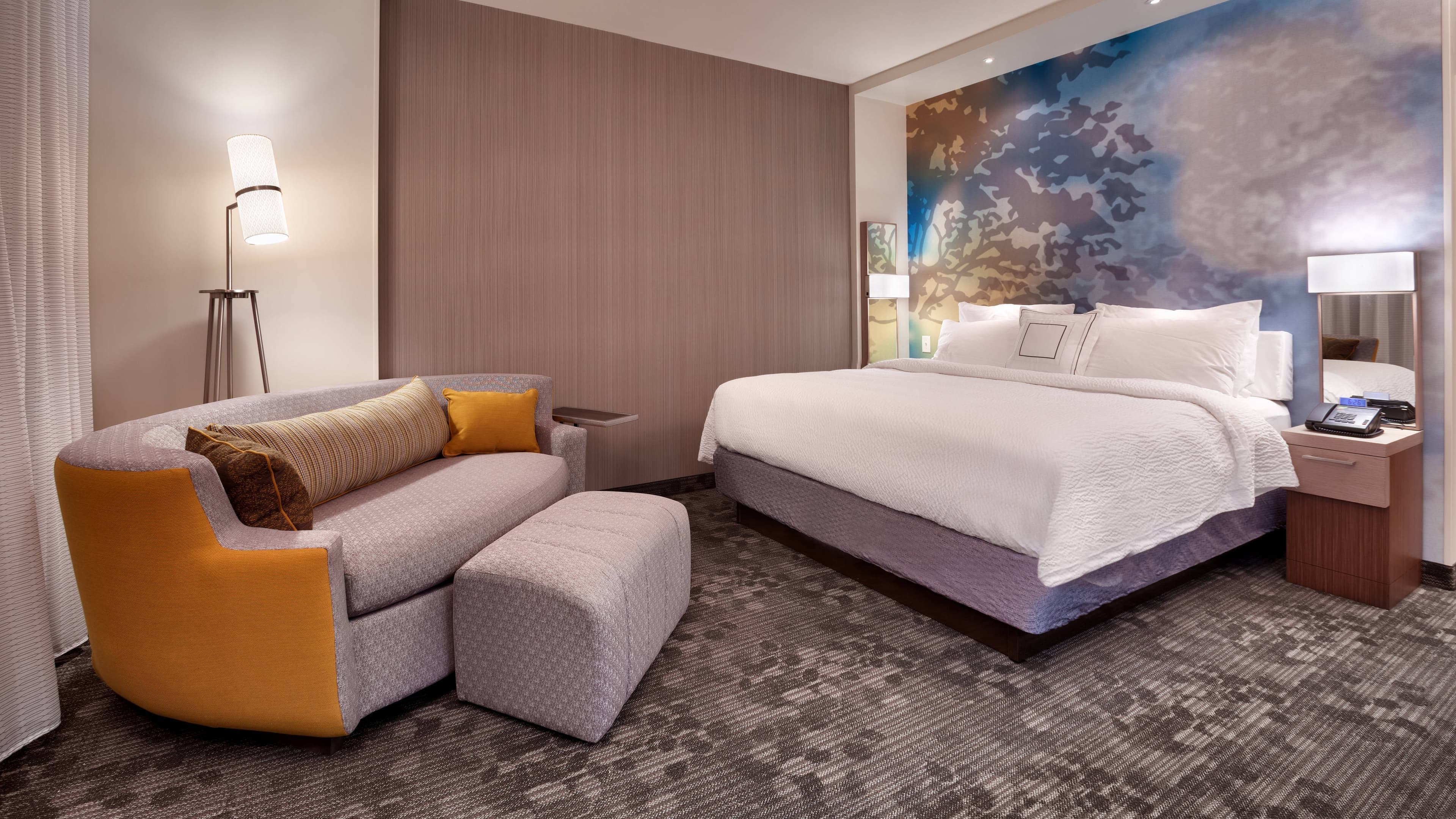 King Bed Guest Room - Image 1