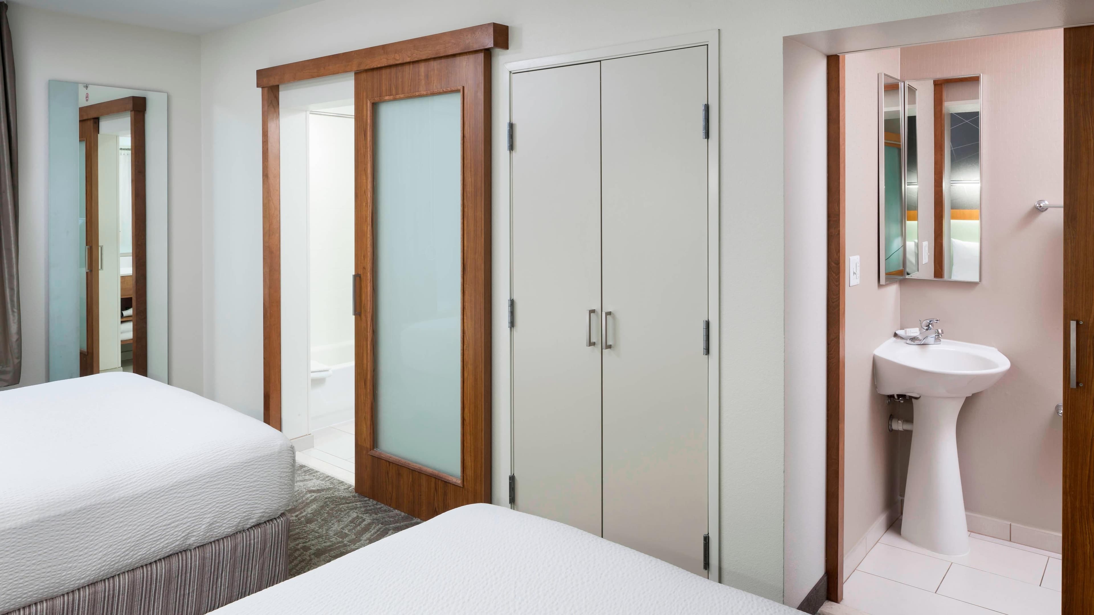 Holiday Inn Express & Suites Sandy - South Salt Lake City — 16