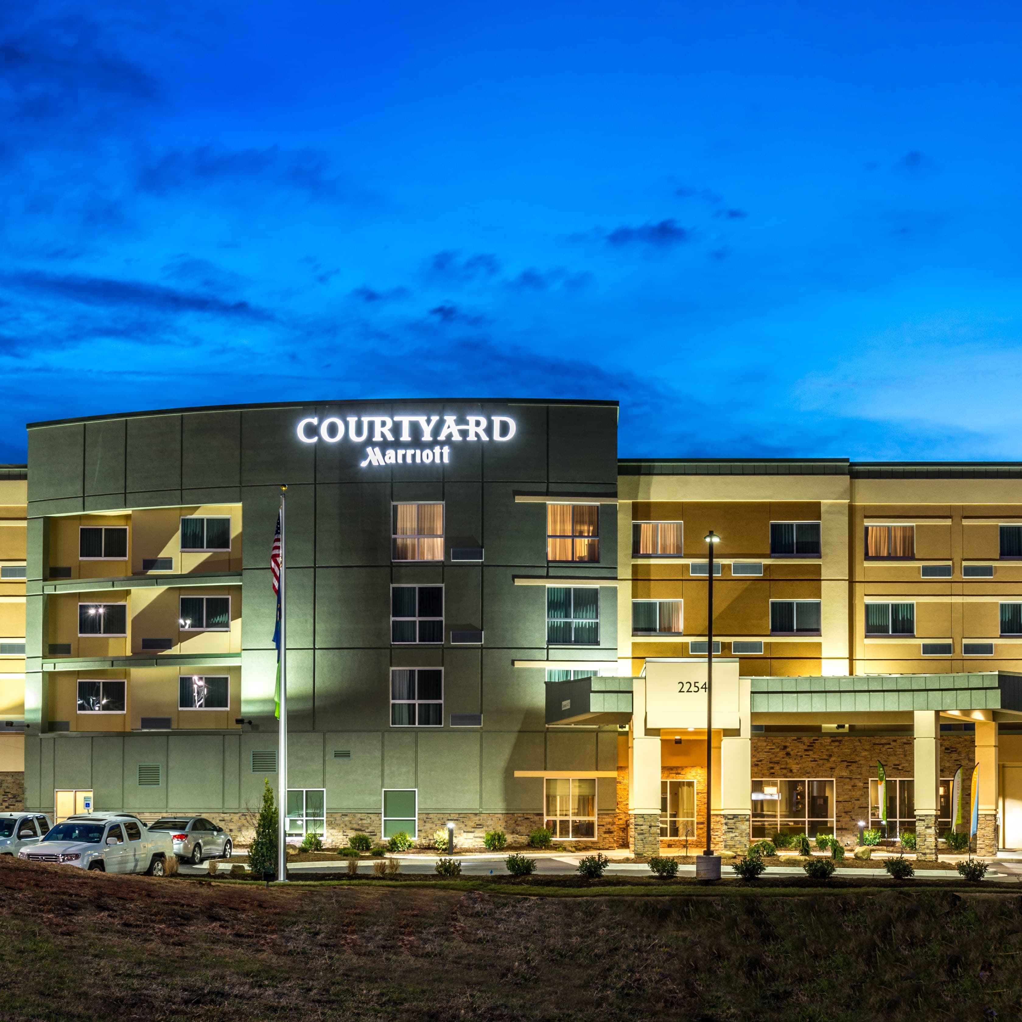 Courtyard Somerset - Image 1