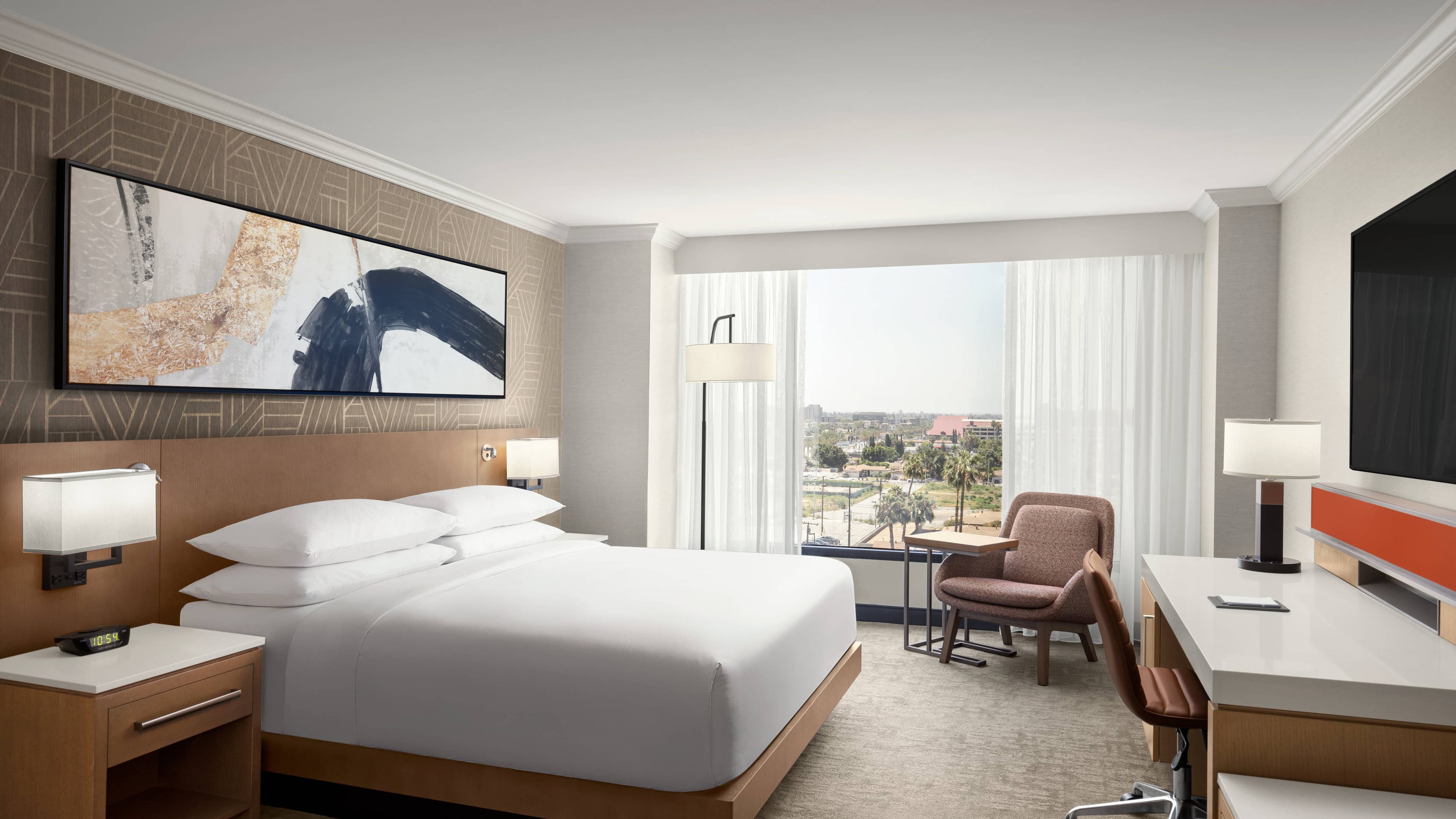 Delta Hotels Anaheim Garden Grove — 6