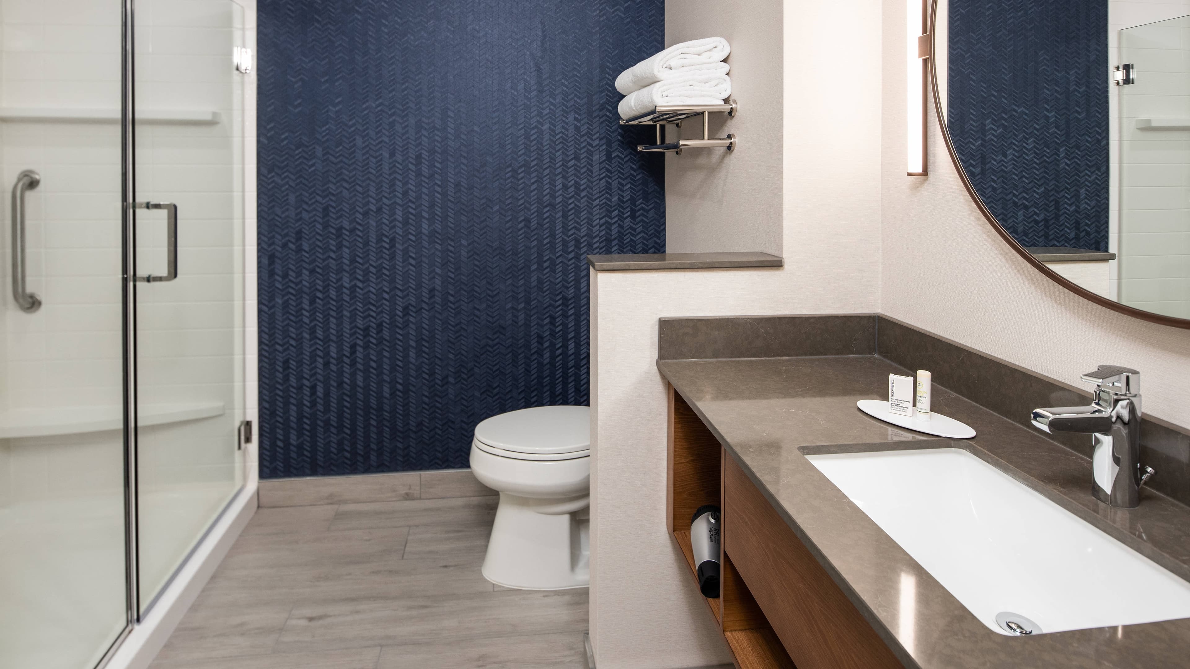 Fairfield Inn & Suites Anaheim Los Alamitos — 18