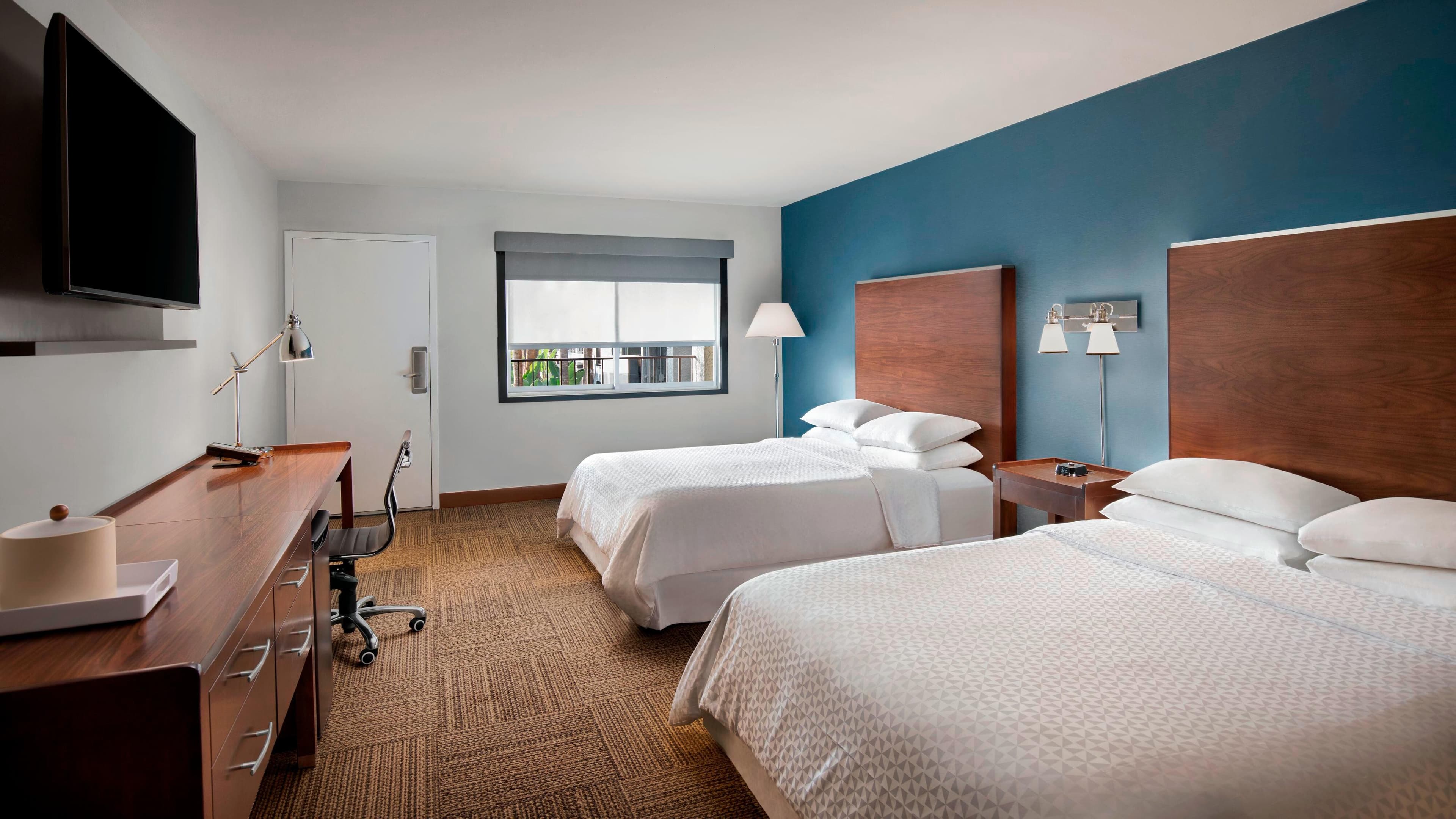 Four Points by Sheraton Anaheim — 12