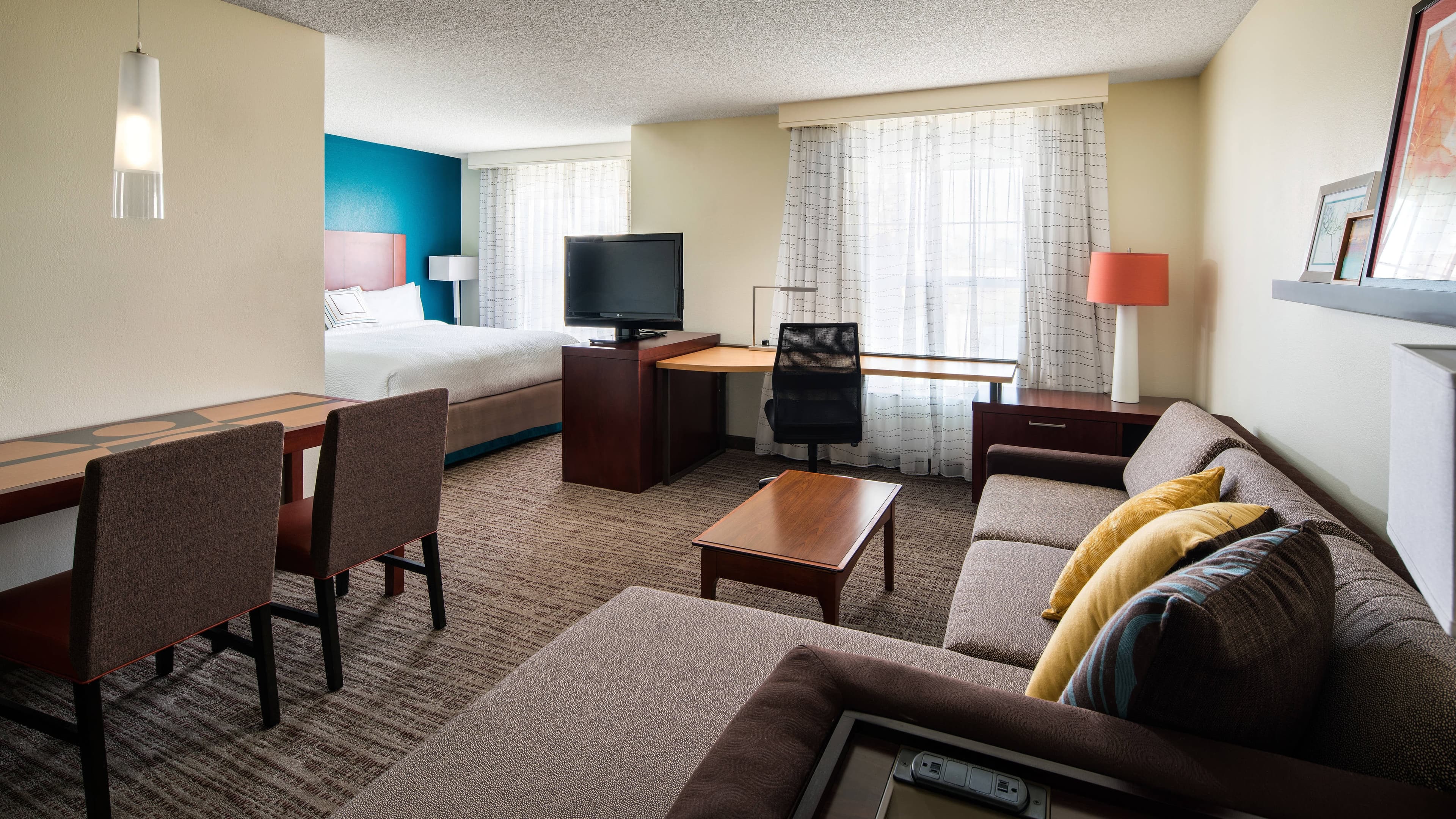 Independent (SPHC) Orange County Hotel — 31