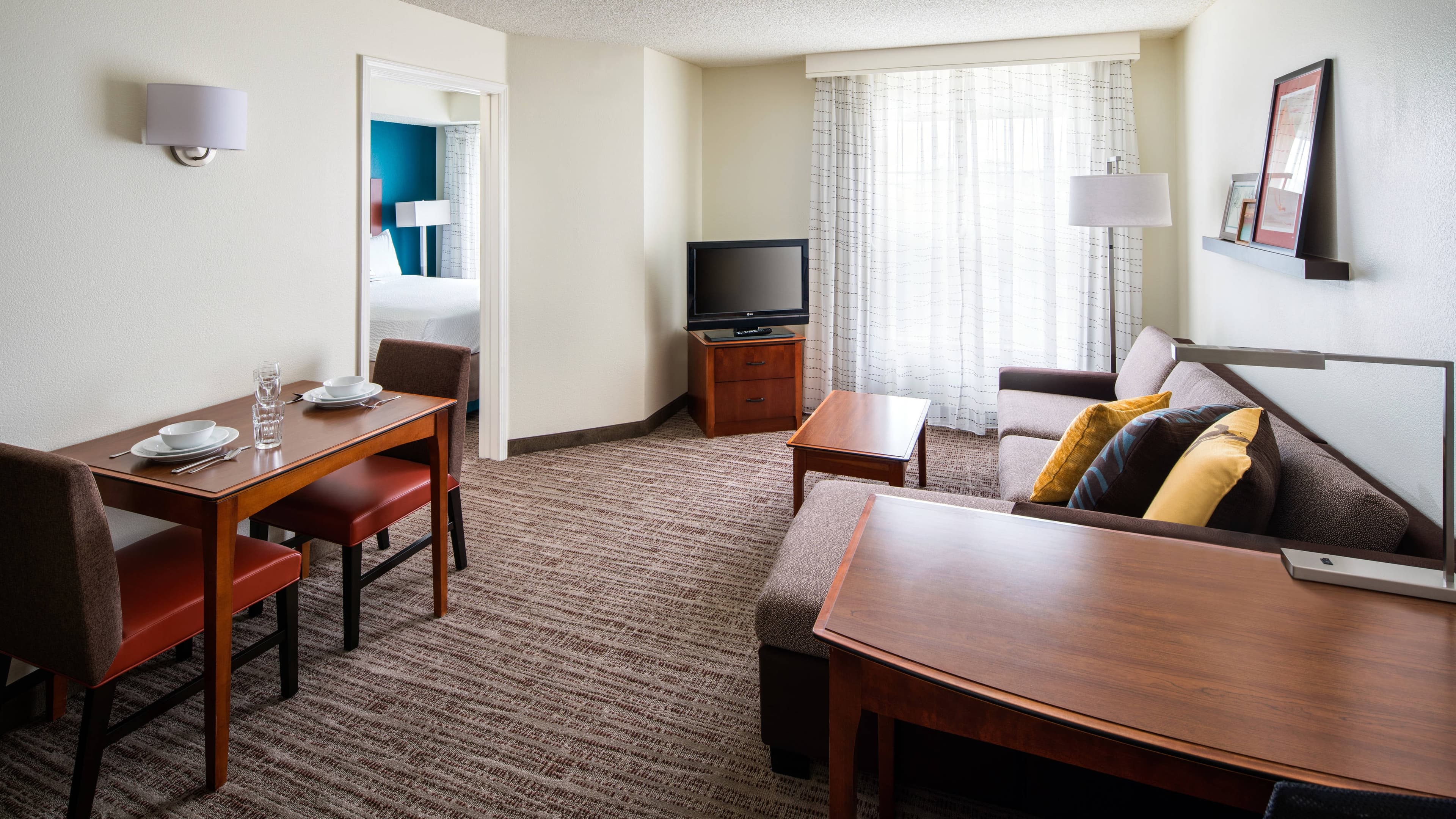 Independent (SPHC) Orange County Hotel — 9