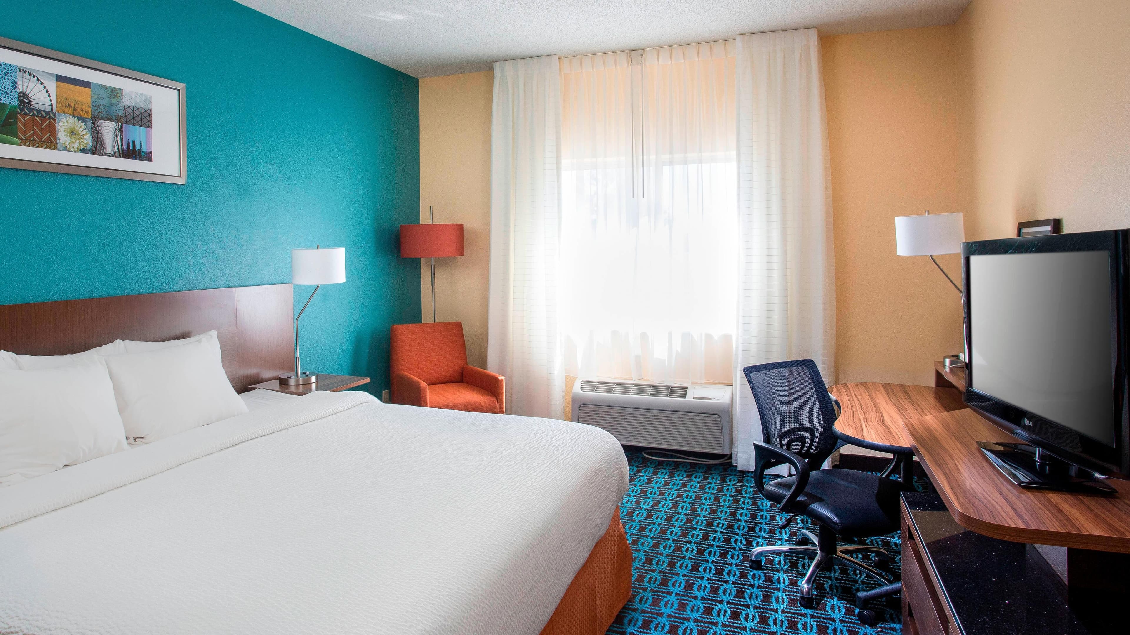 Fairfield Inn & Suites Peru — 2