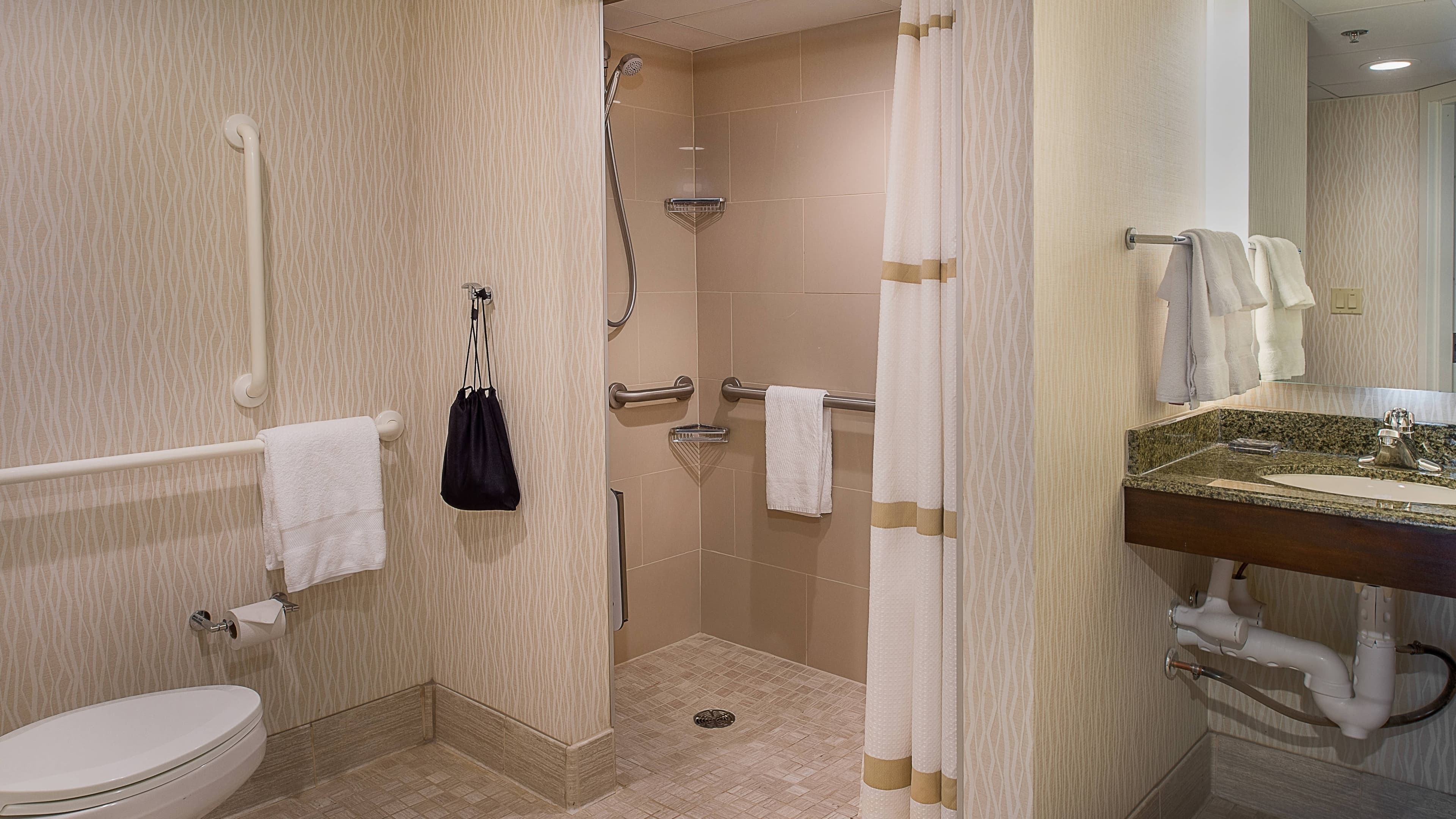 Crowne Plaza St. Louis Airport — 33