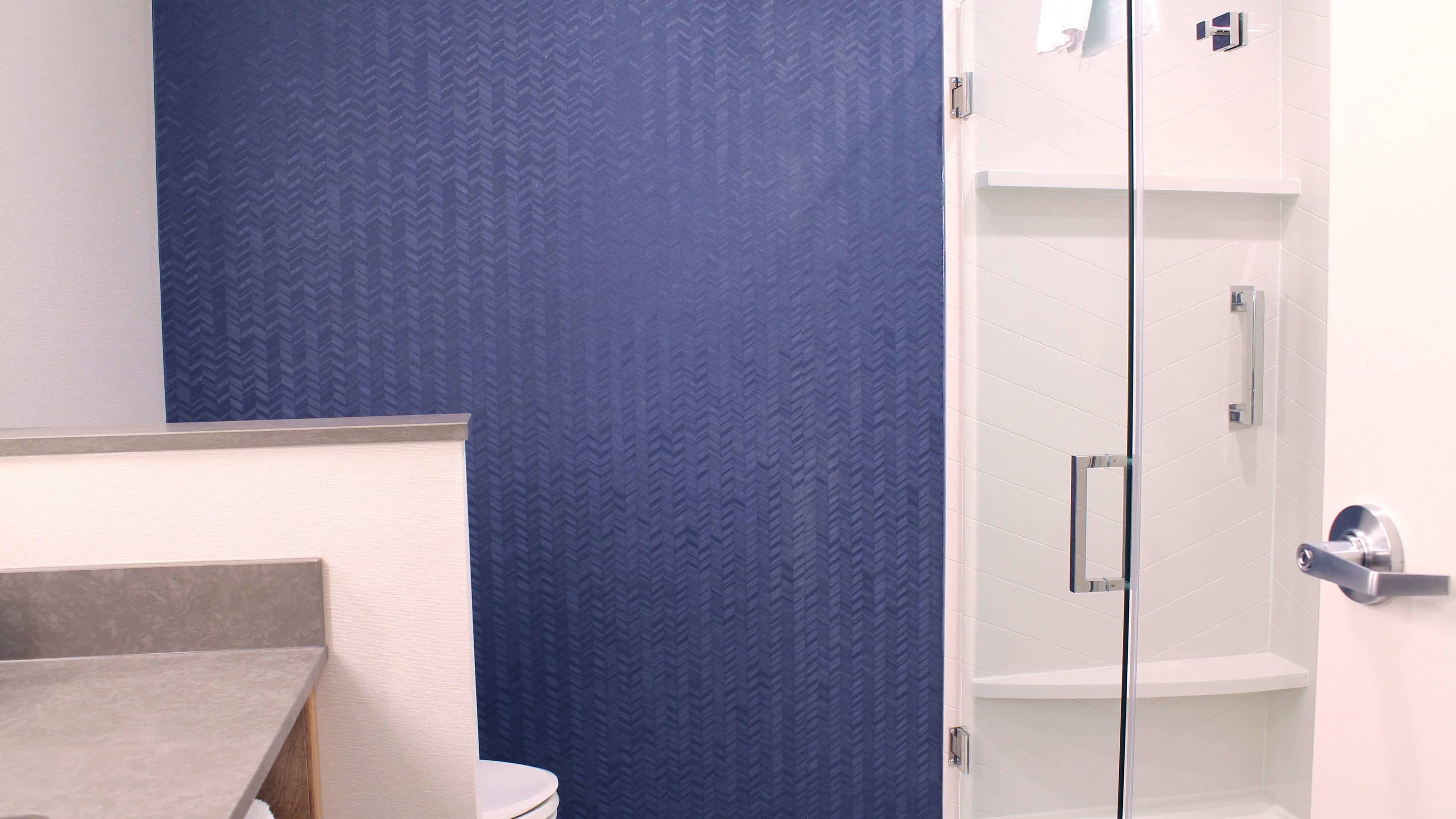 Holiday Inn Express & Suites St. Louis West - Fenton - Image 5