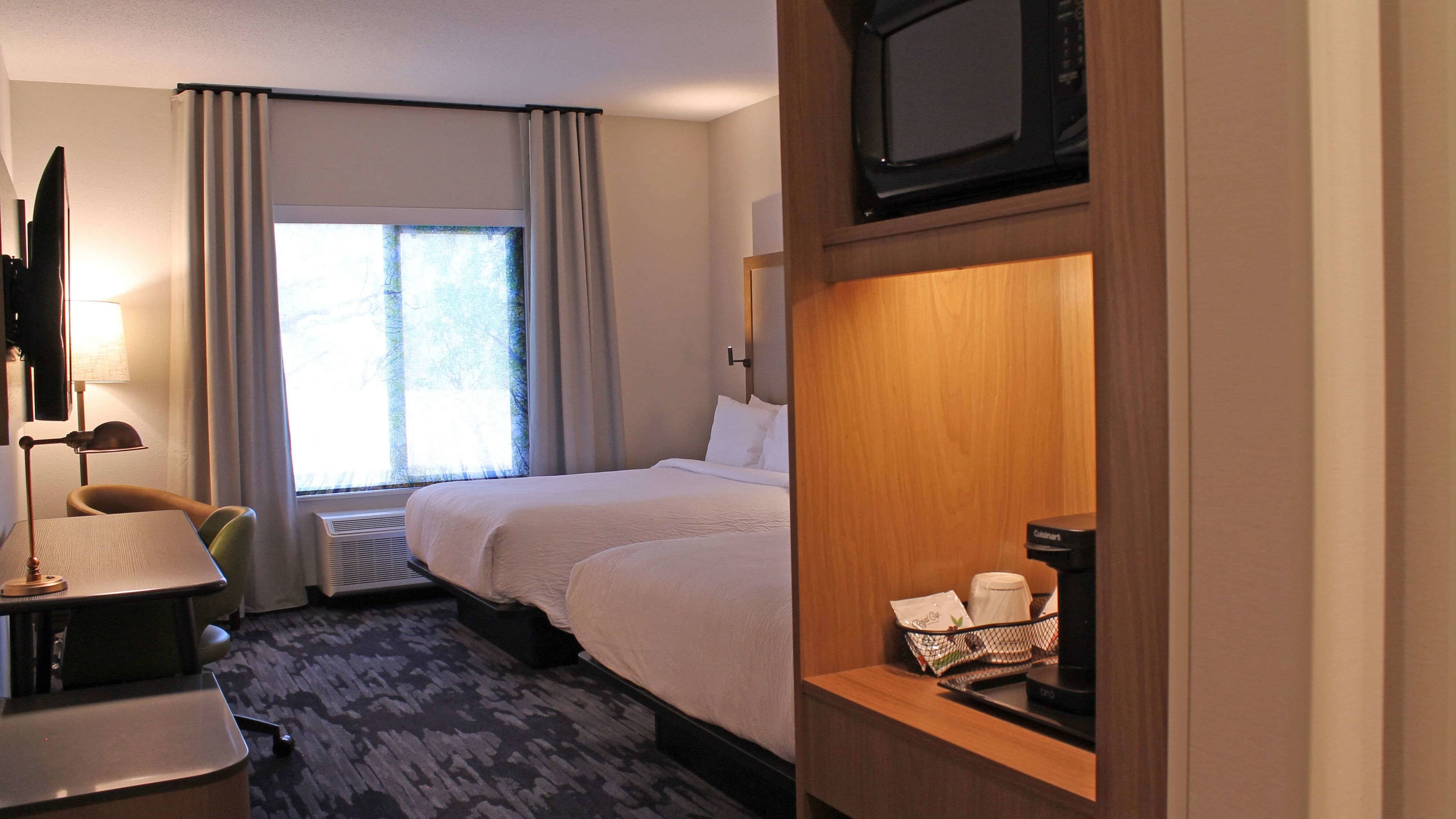 Holiday Inn Express & Suites St. Louis West - Fenton — 12